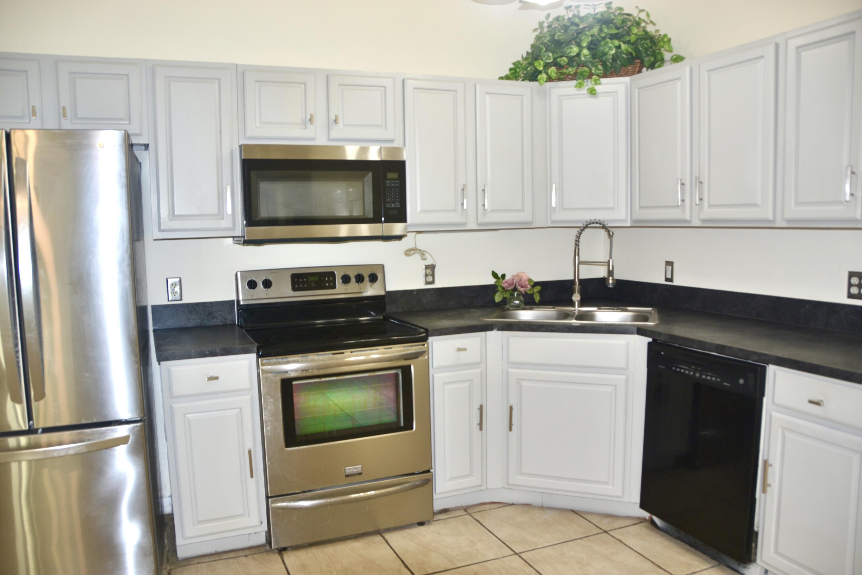 5933 Golden Eagle Circle