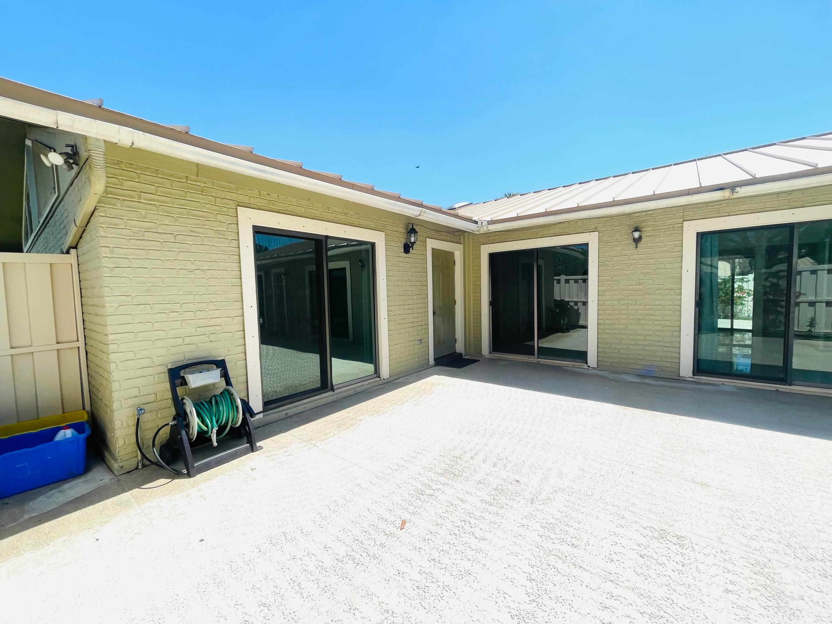 5933 Golden Eagle Circle