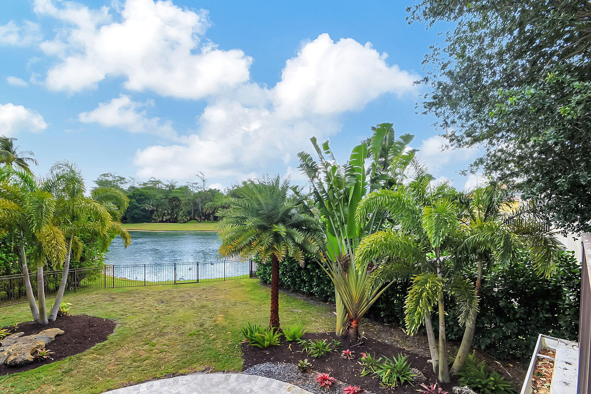 570 Cypress Crossing