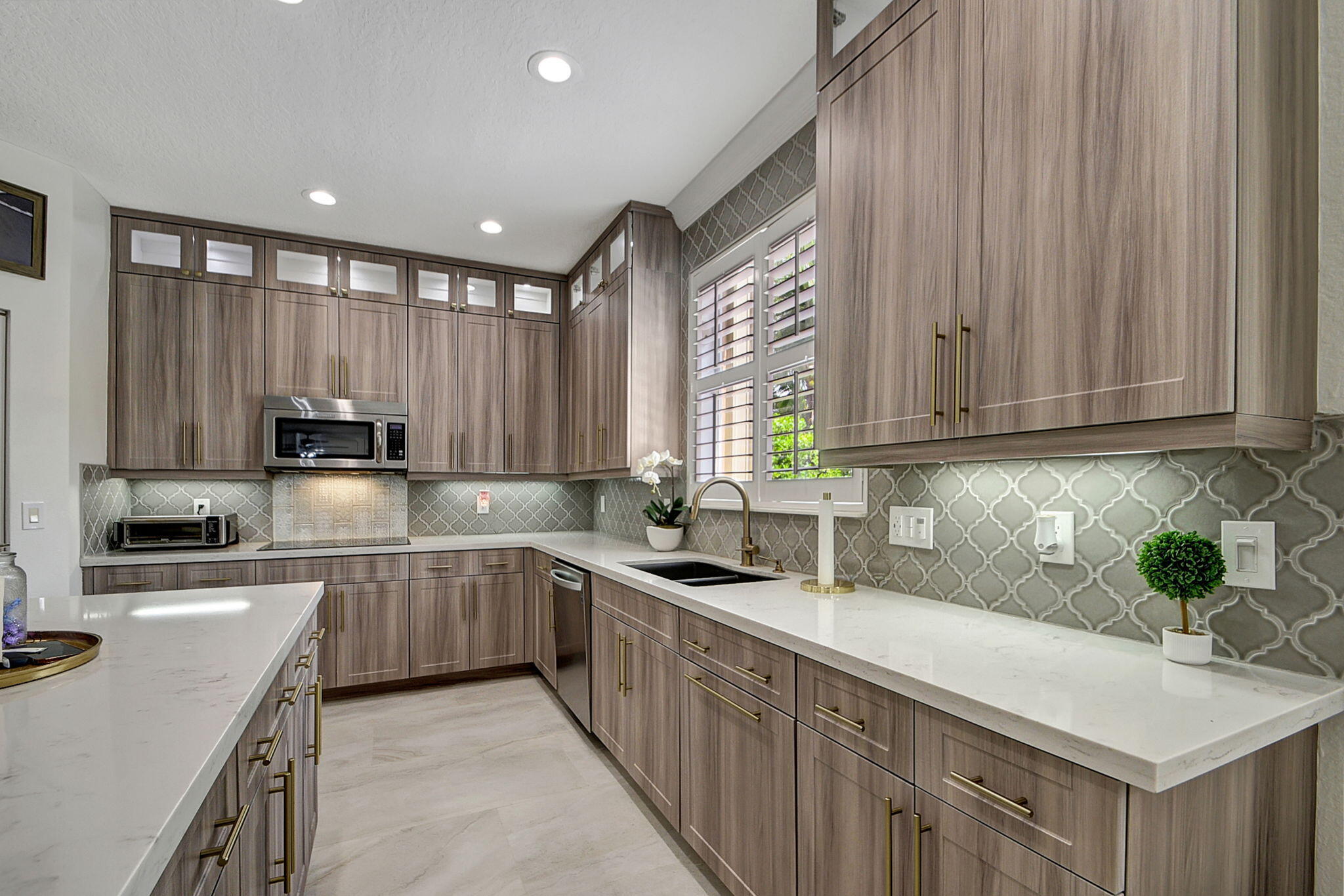 570 Cypress Crossing