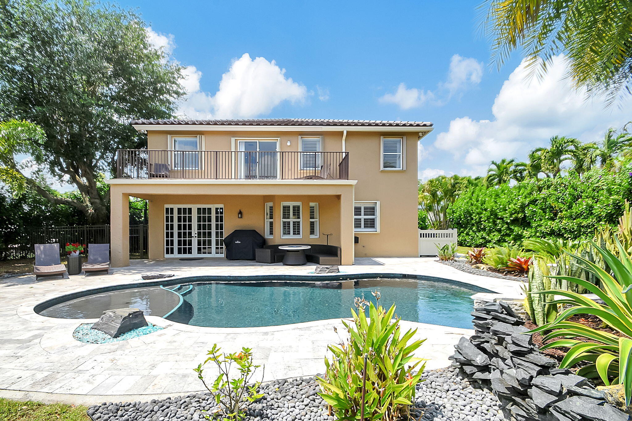 570 Cypress Crossing
