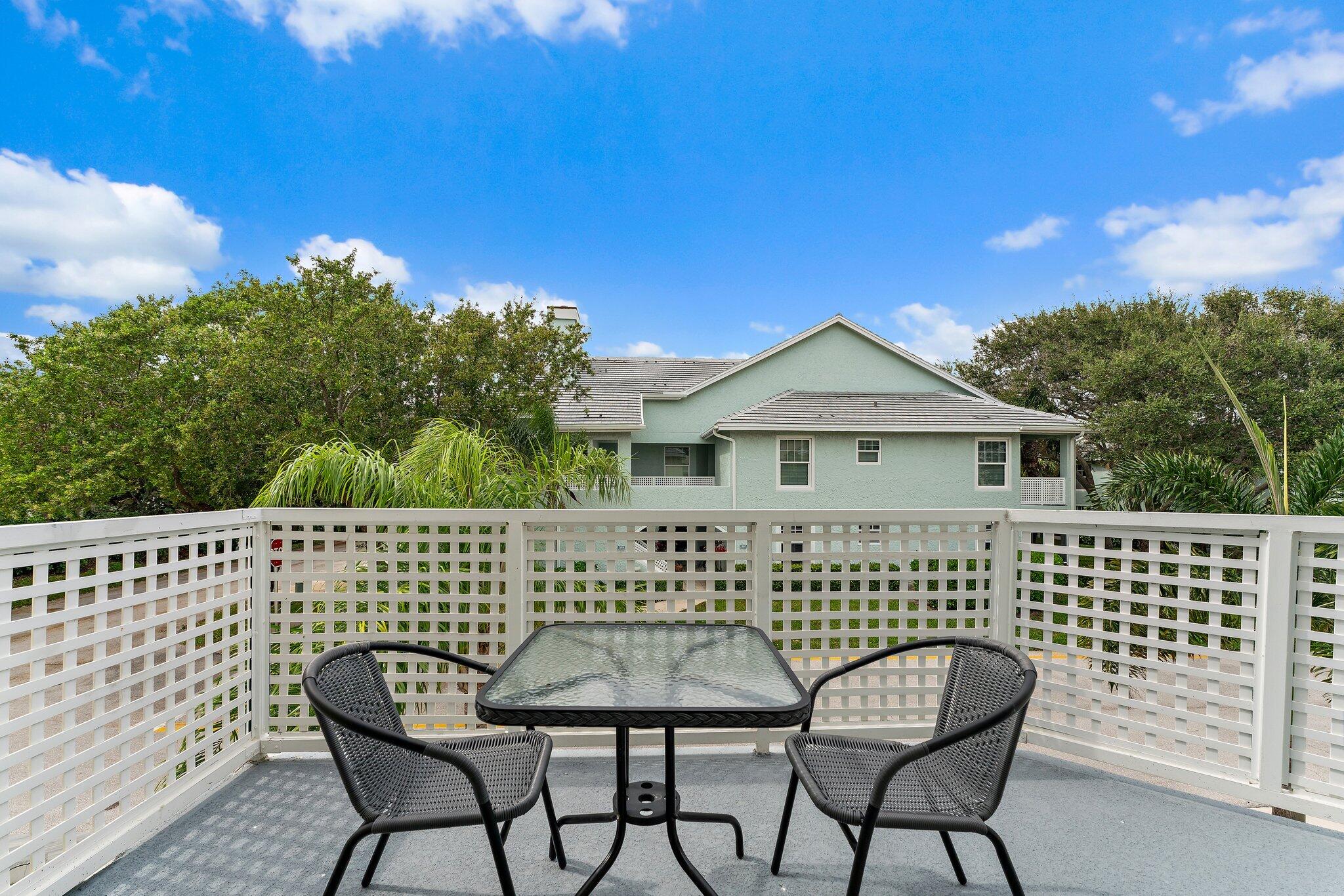 1609 Mizzenmast Way
