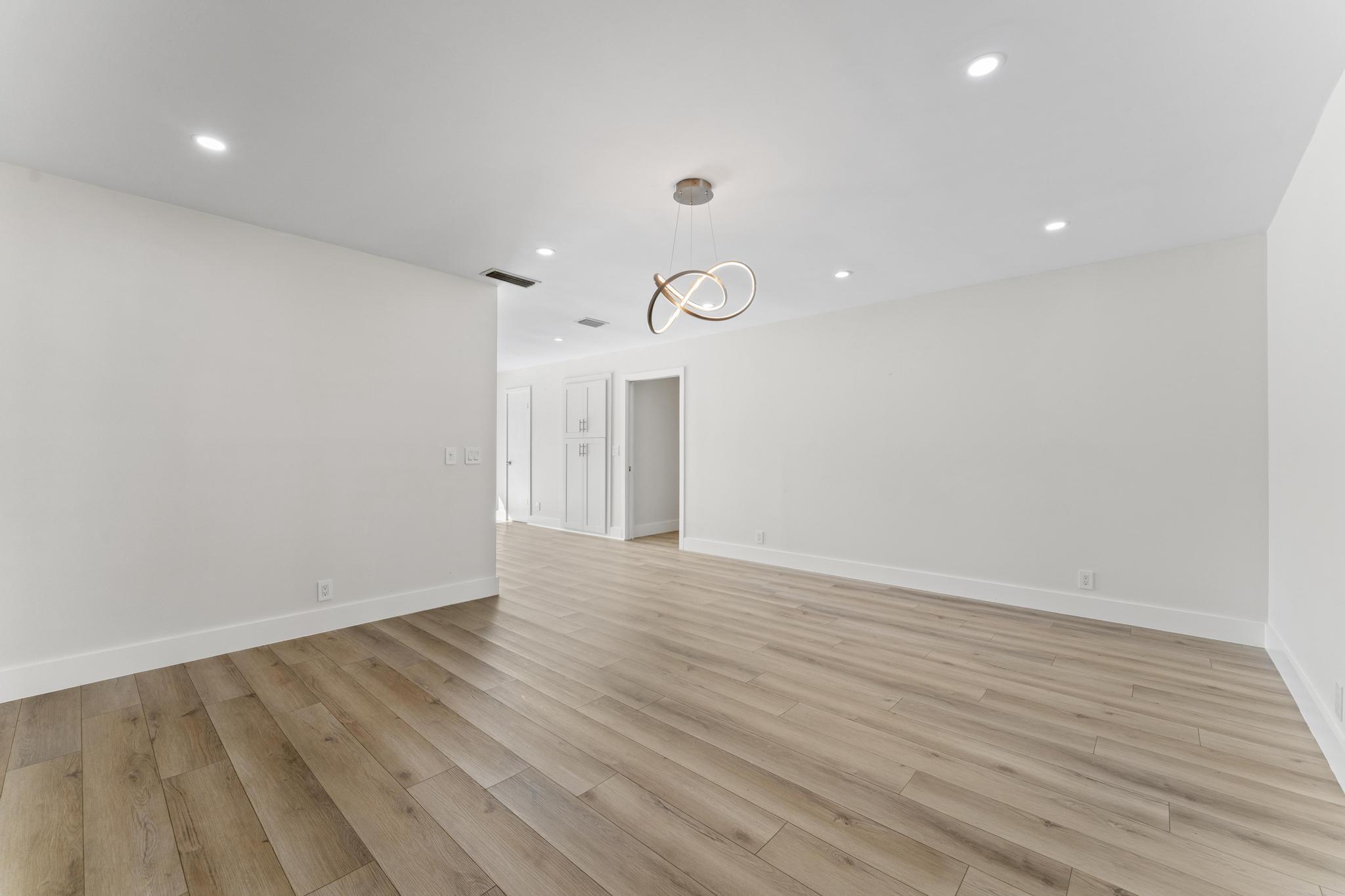 14818 Broken Arrow Place