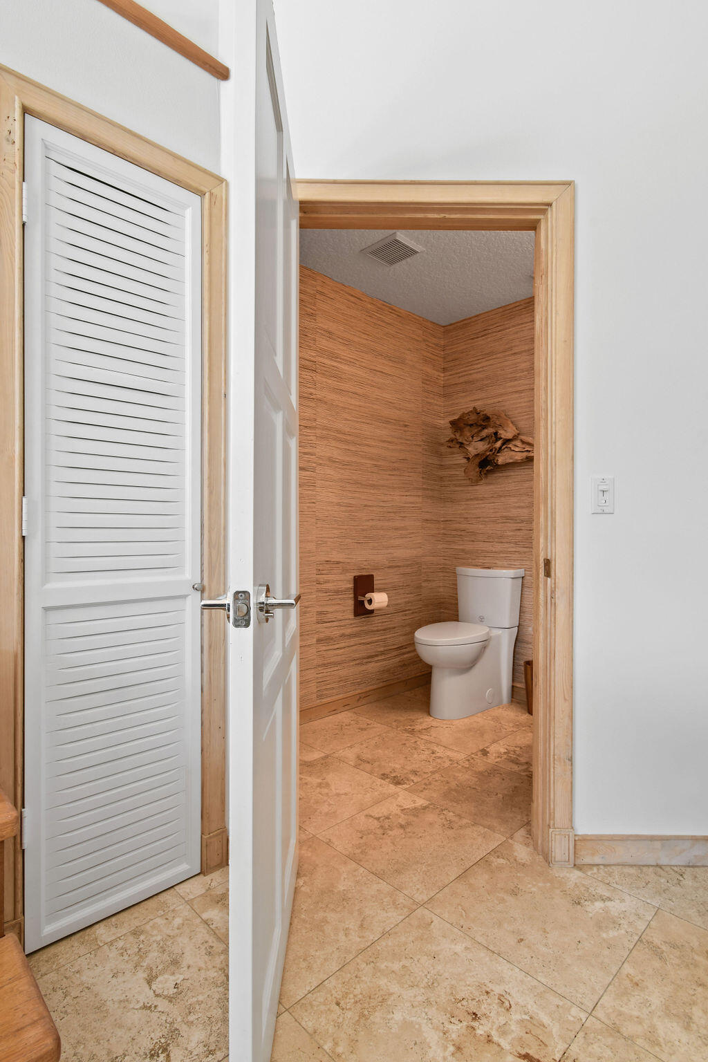2388 Palm Harbor Drive