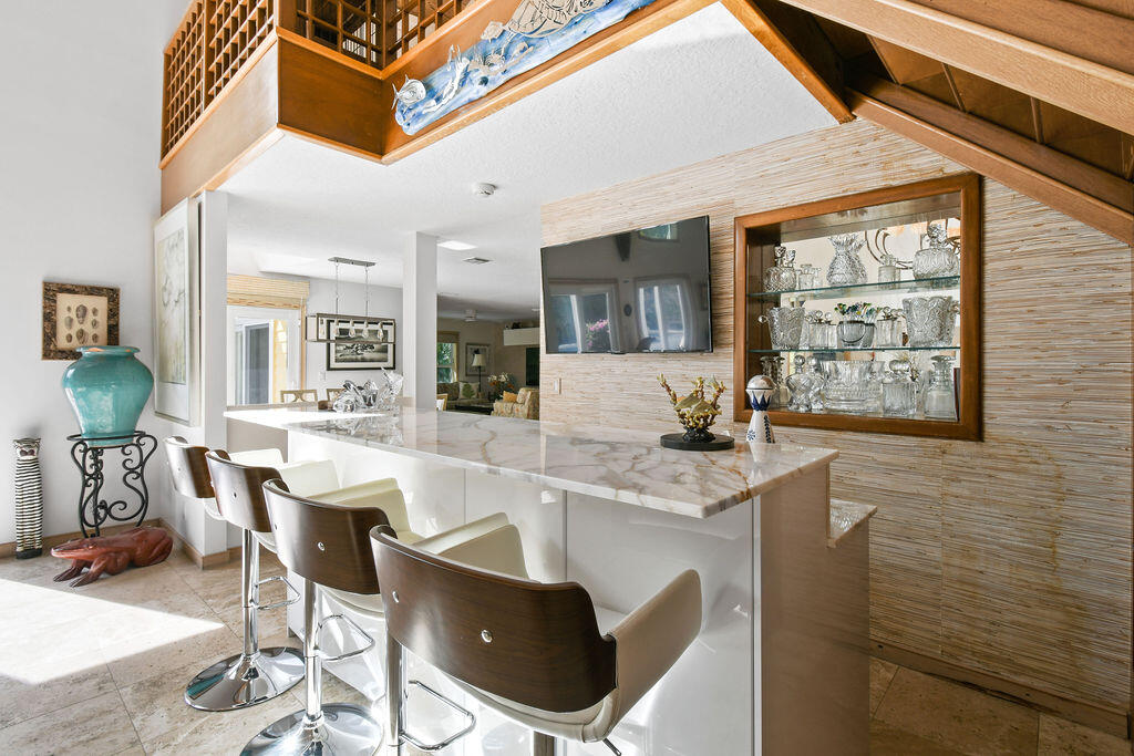 2388 Palm Harbor Drive