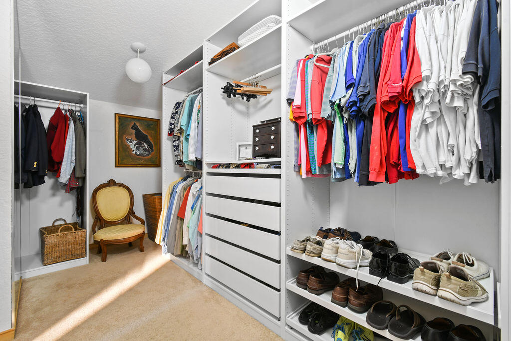 2388 Palm Harbor Drive