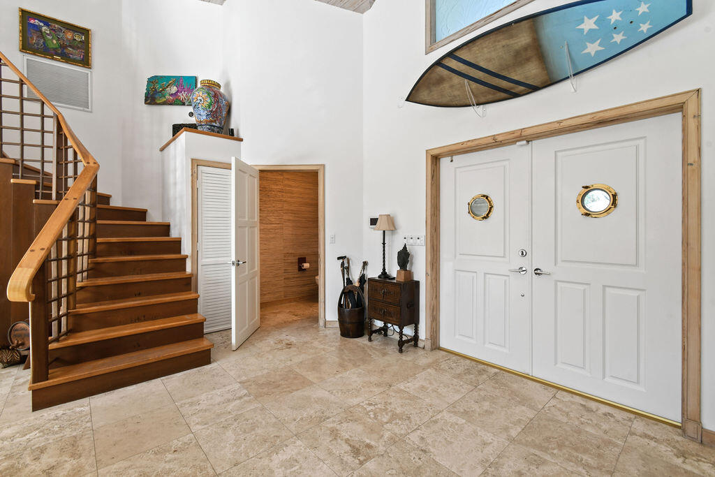 2388 Palm Harbor Drive