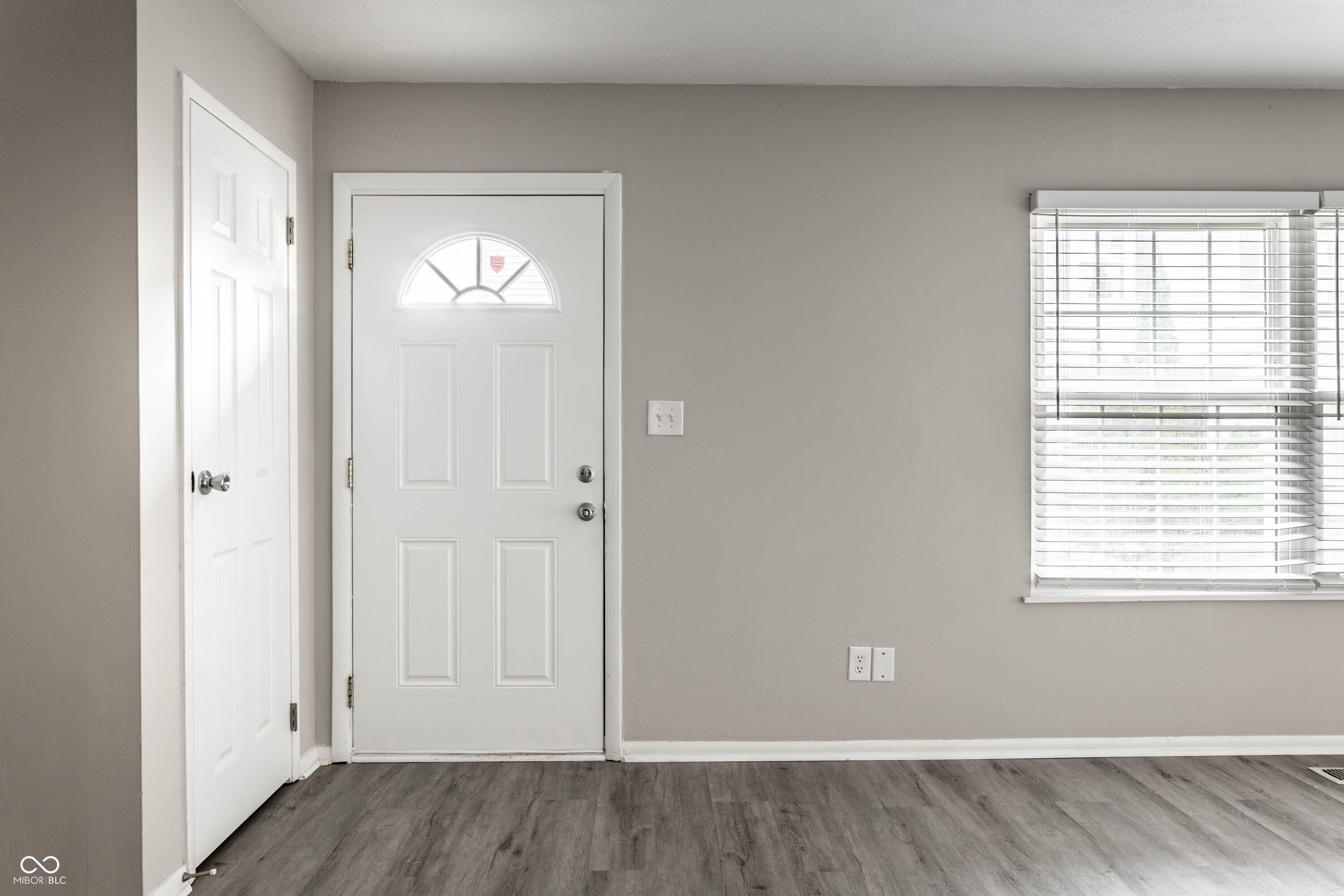 4839 Oakwood Trail