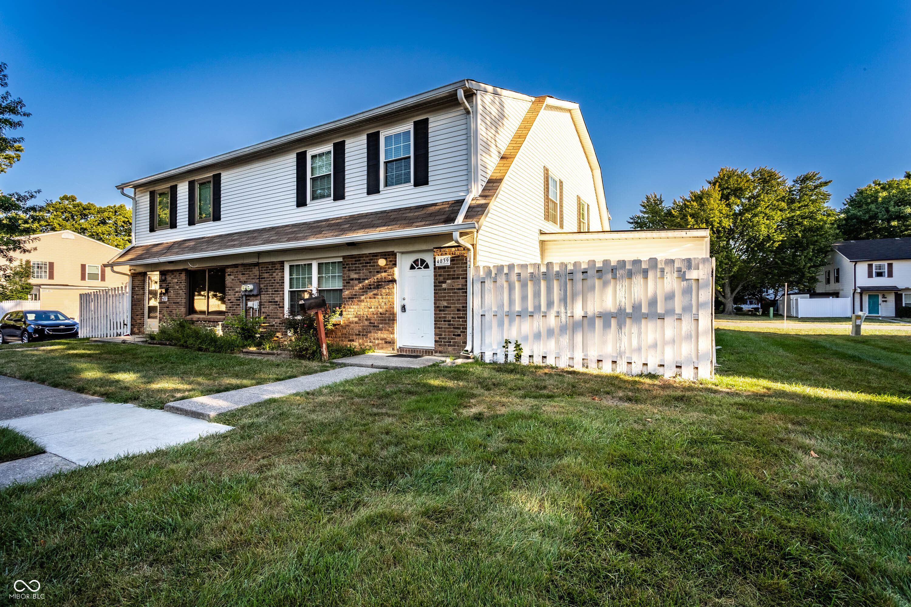 4839 Oakwood Trail