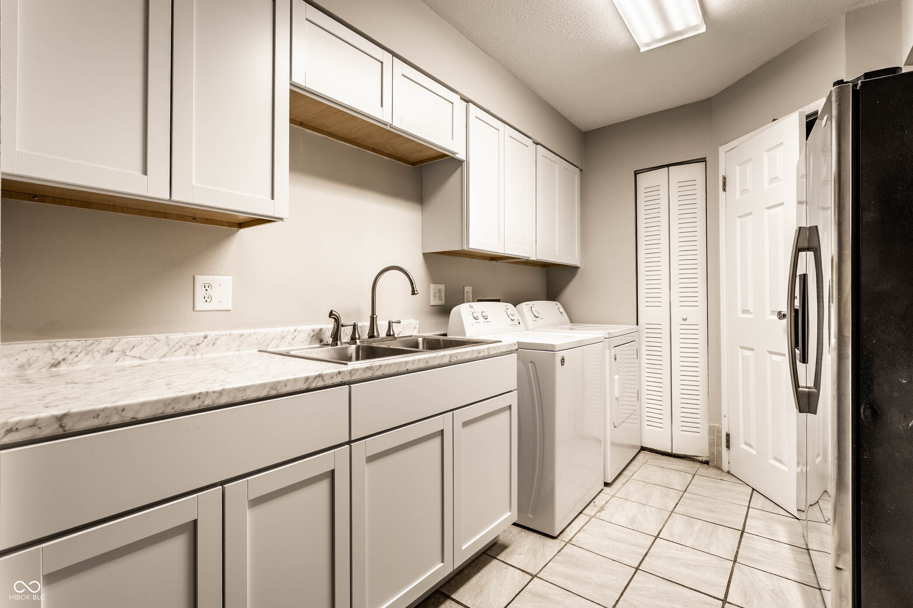 4839 Oakwood Trail