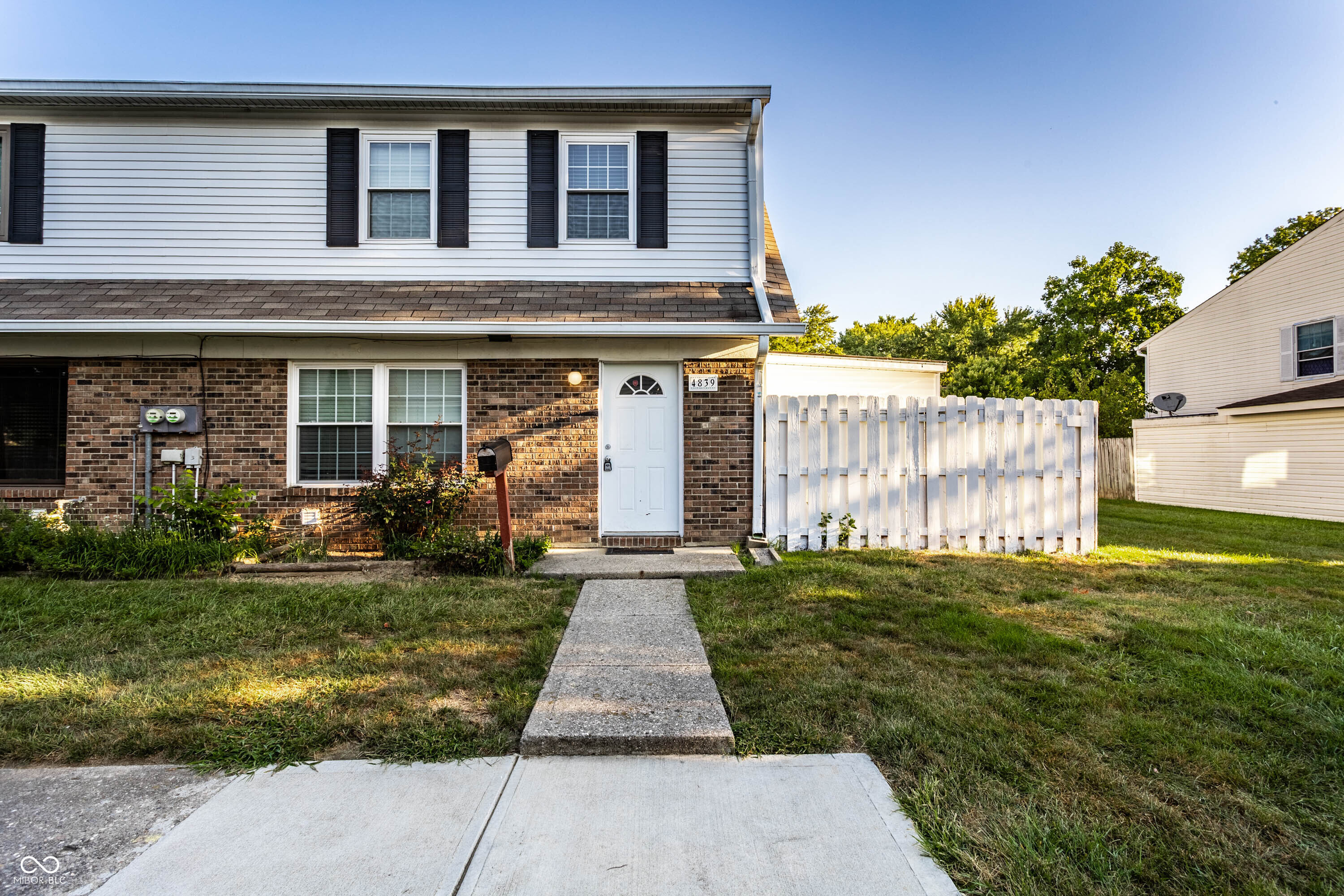 4839 Oakwood Trail