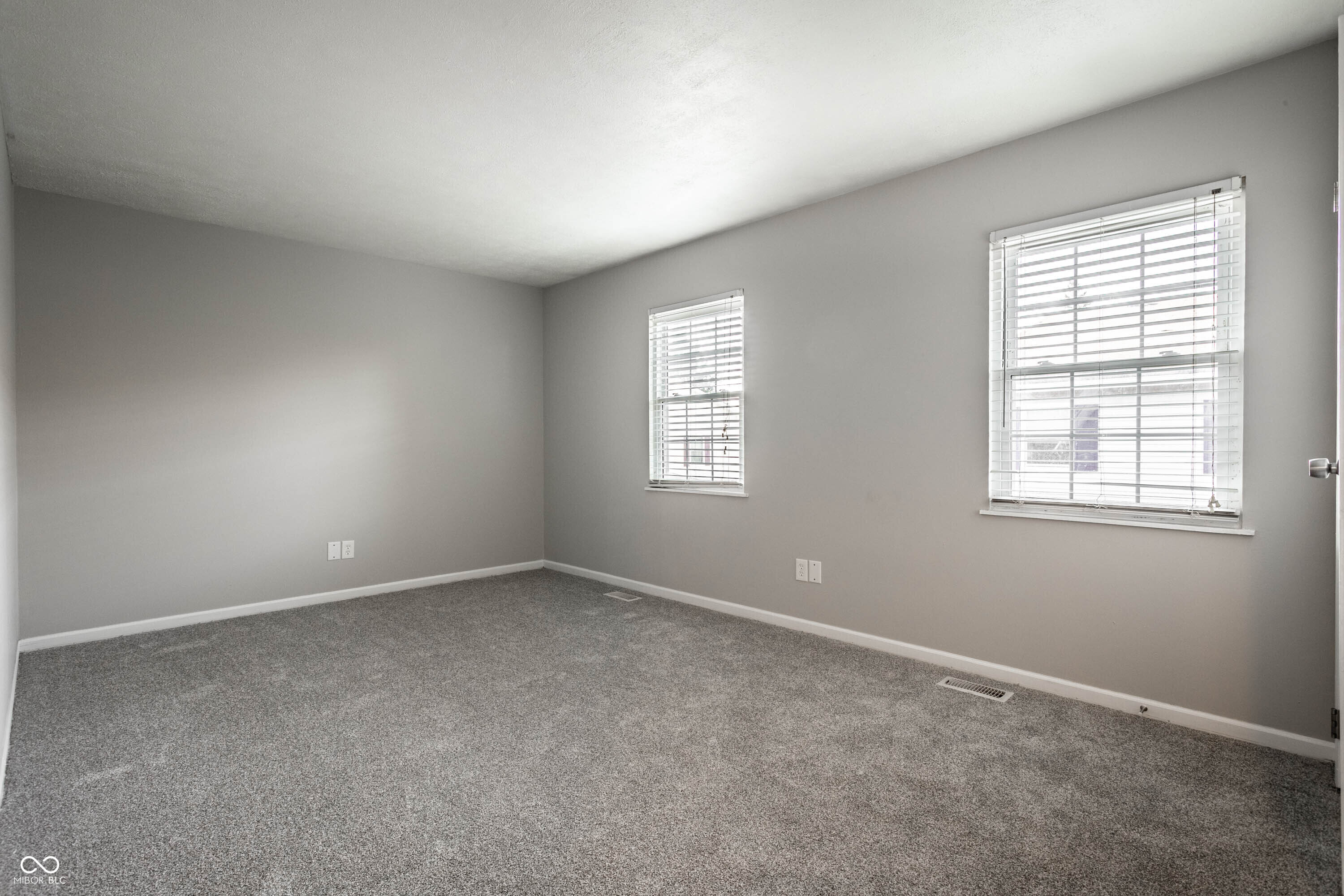 4839 Oakwood Trail