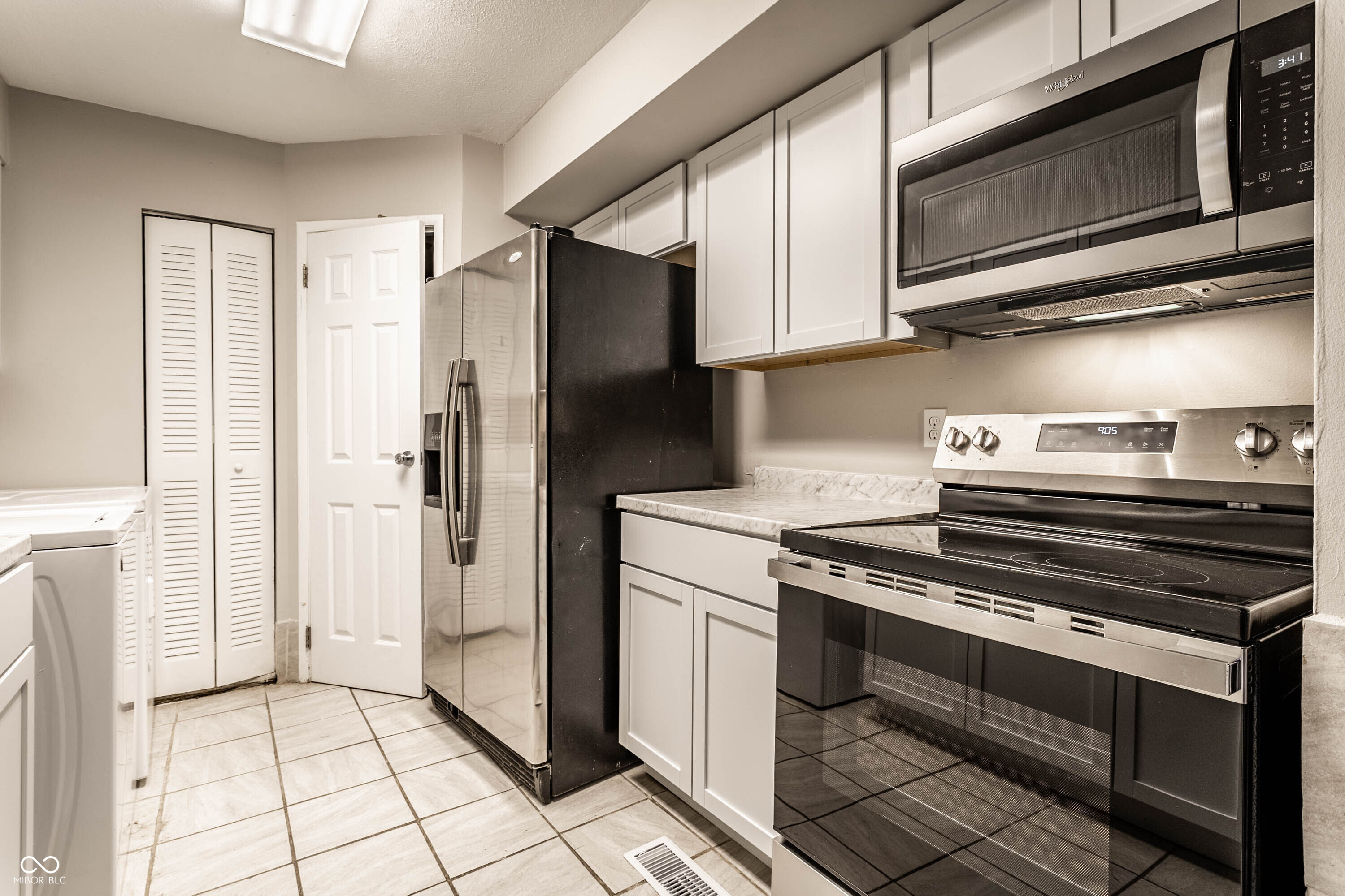 4839 Oakwood Trail