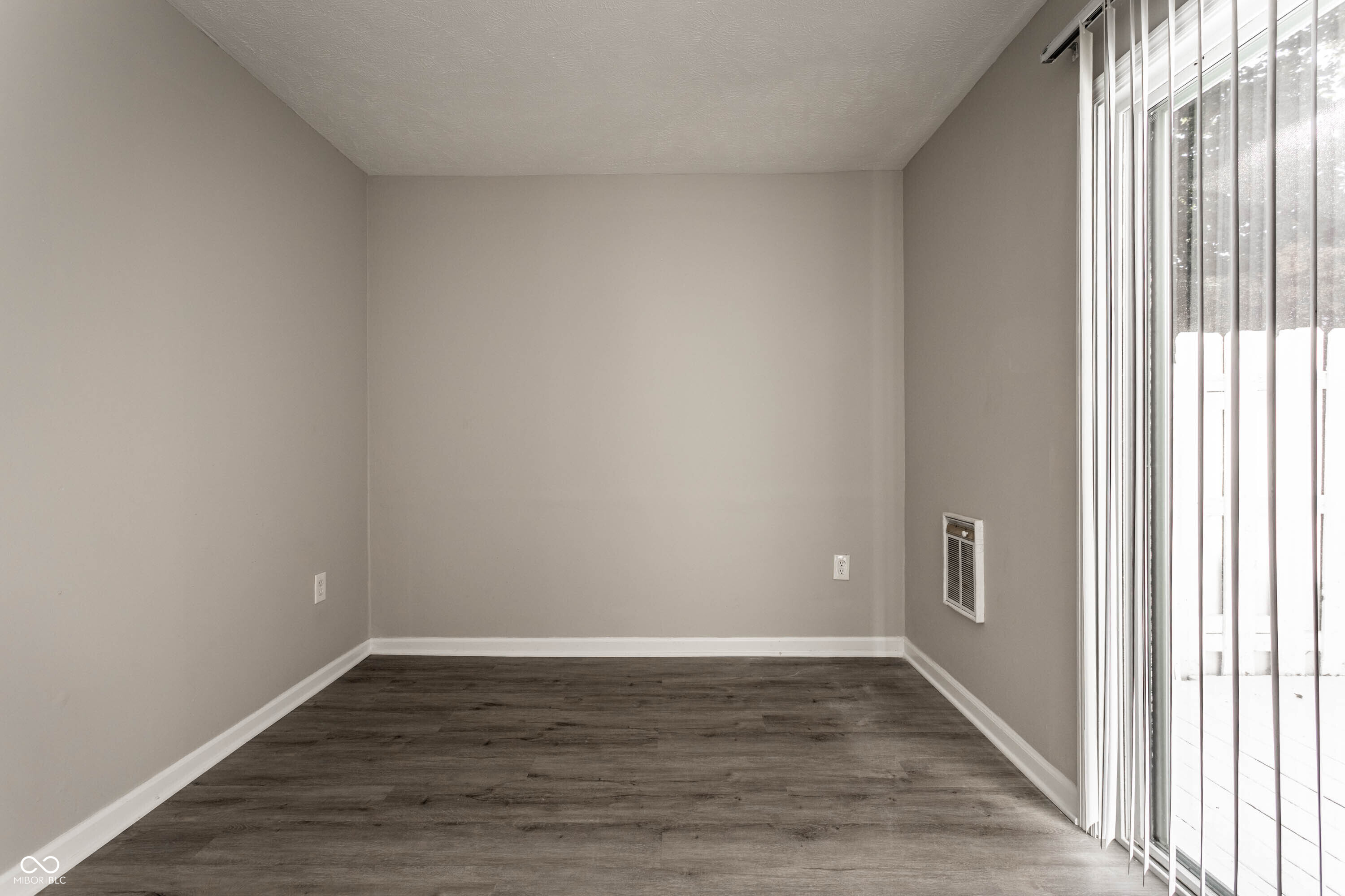 4839 Oakwood Trail