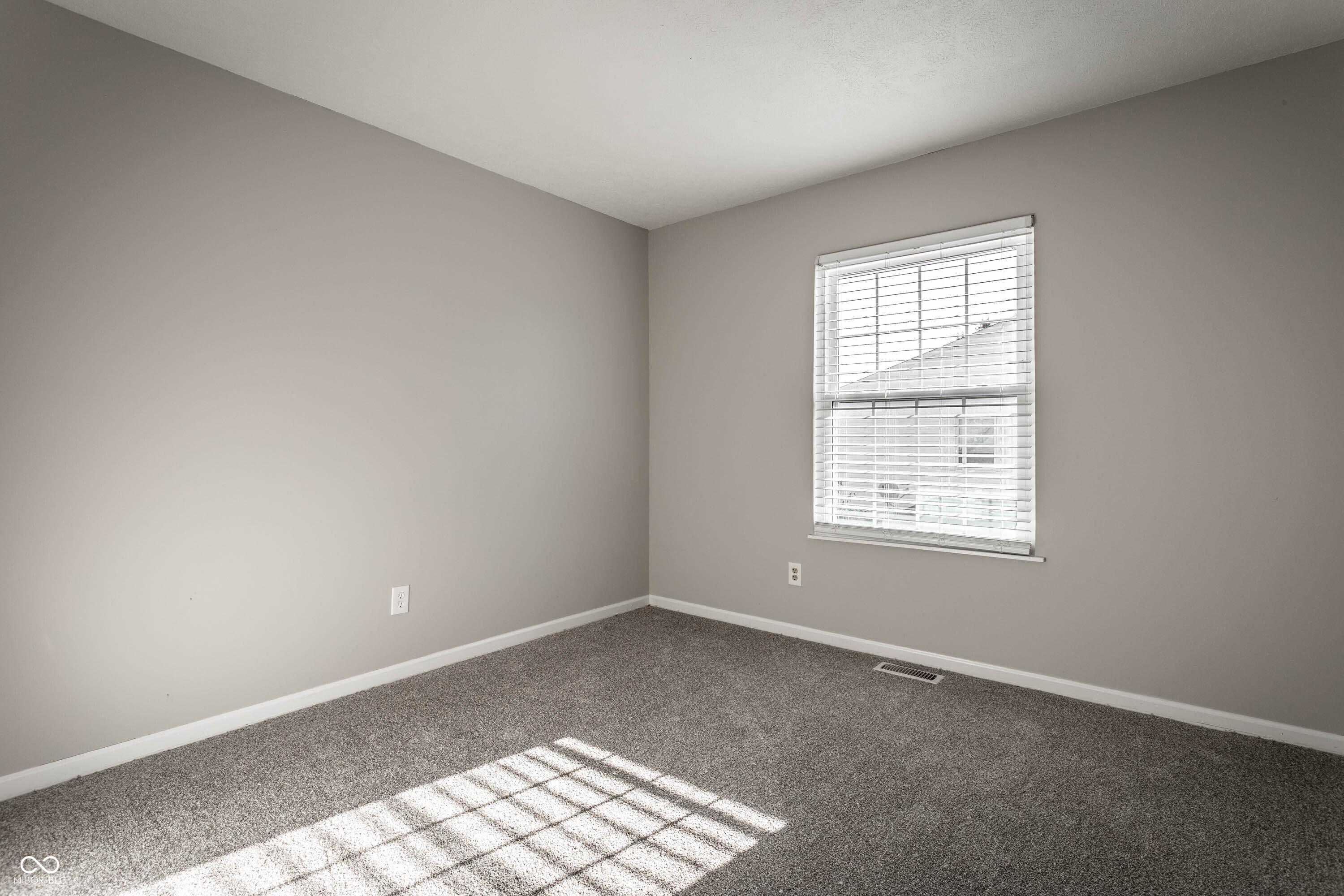 4839 Oakwood Trail