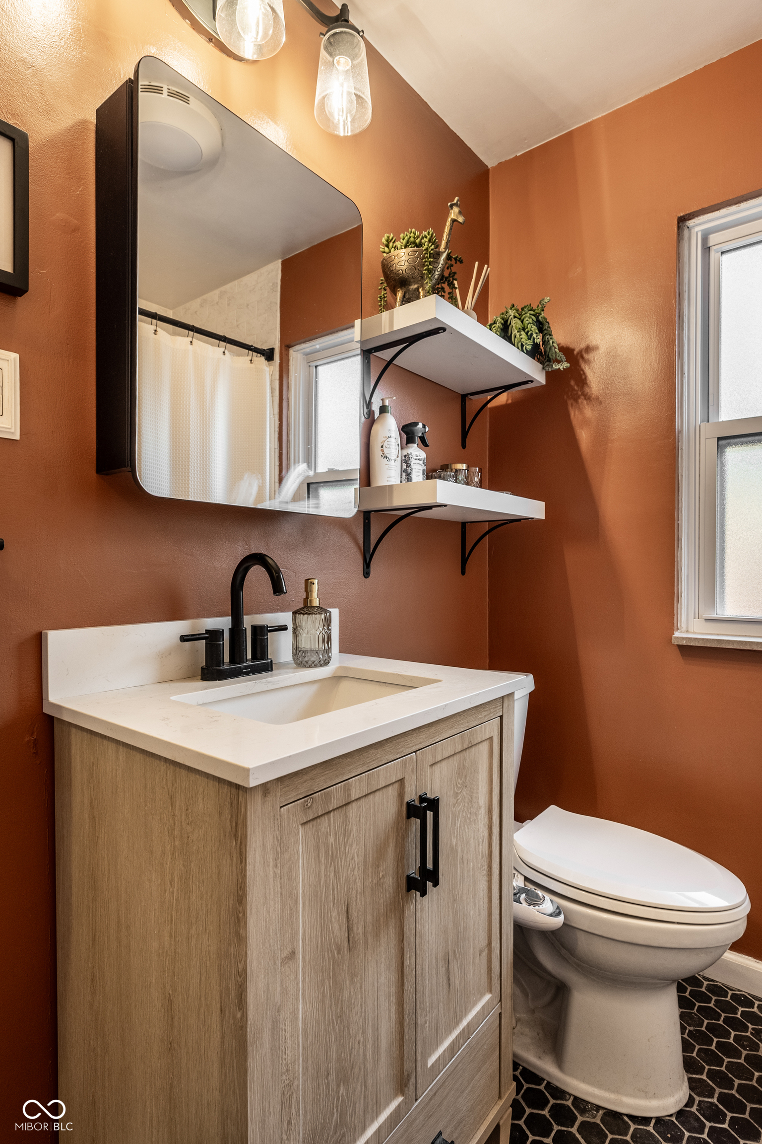 5704 Crestview Avenue