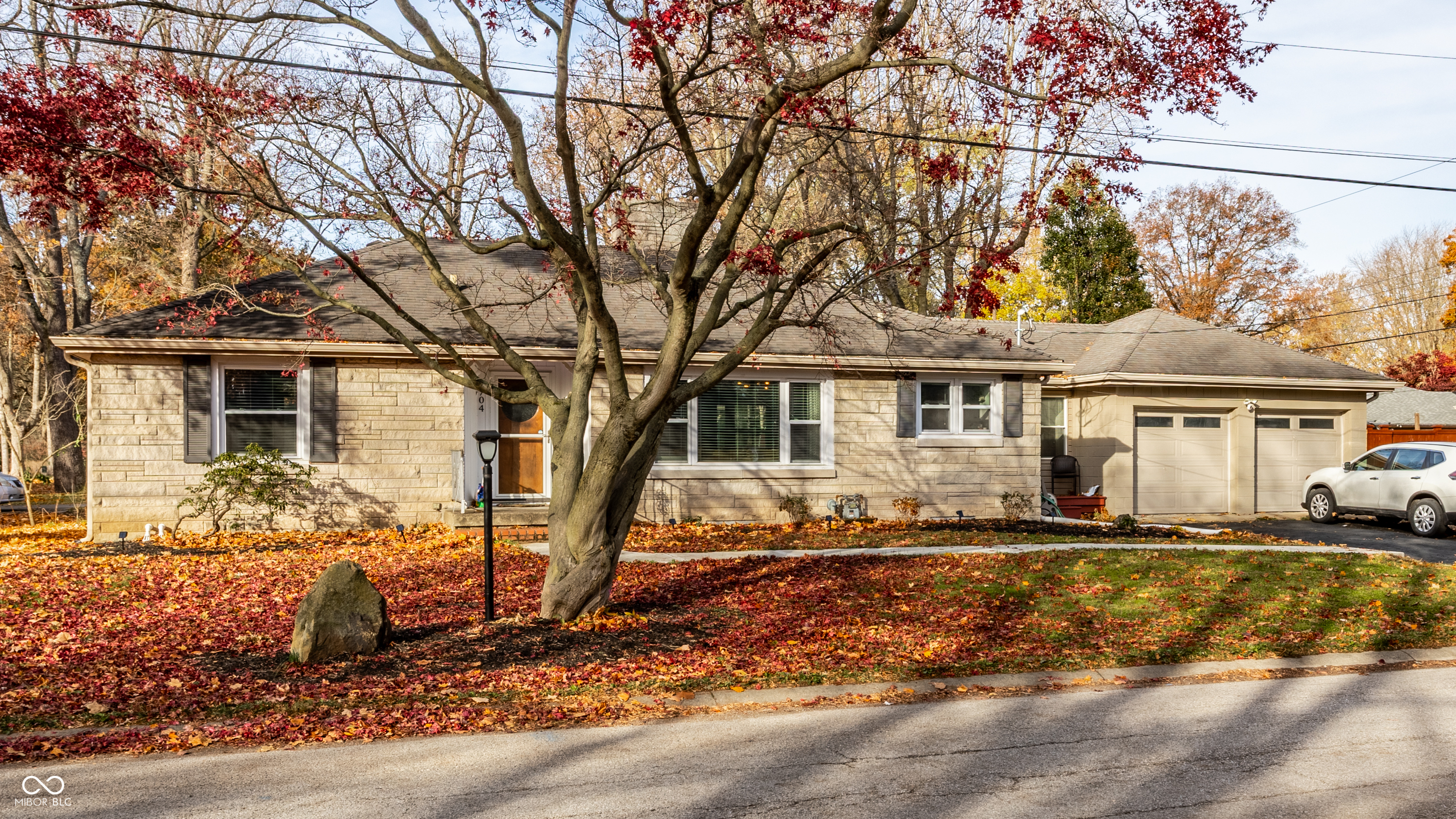 5704 Crestview Avenue