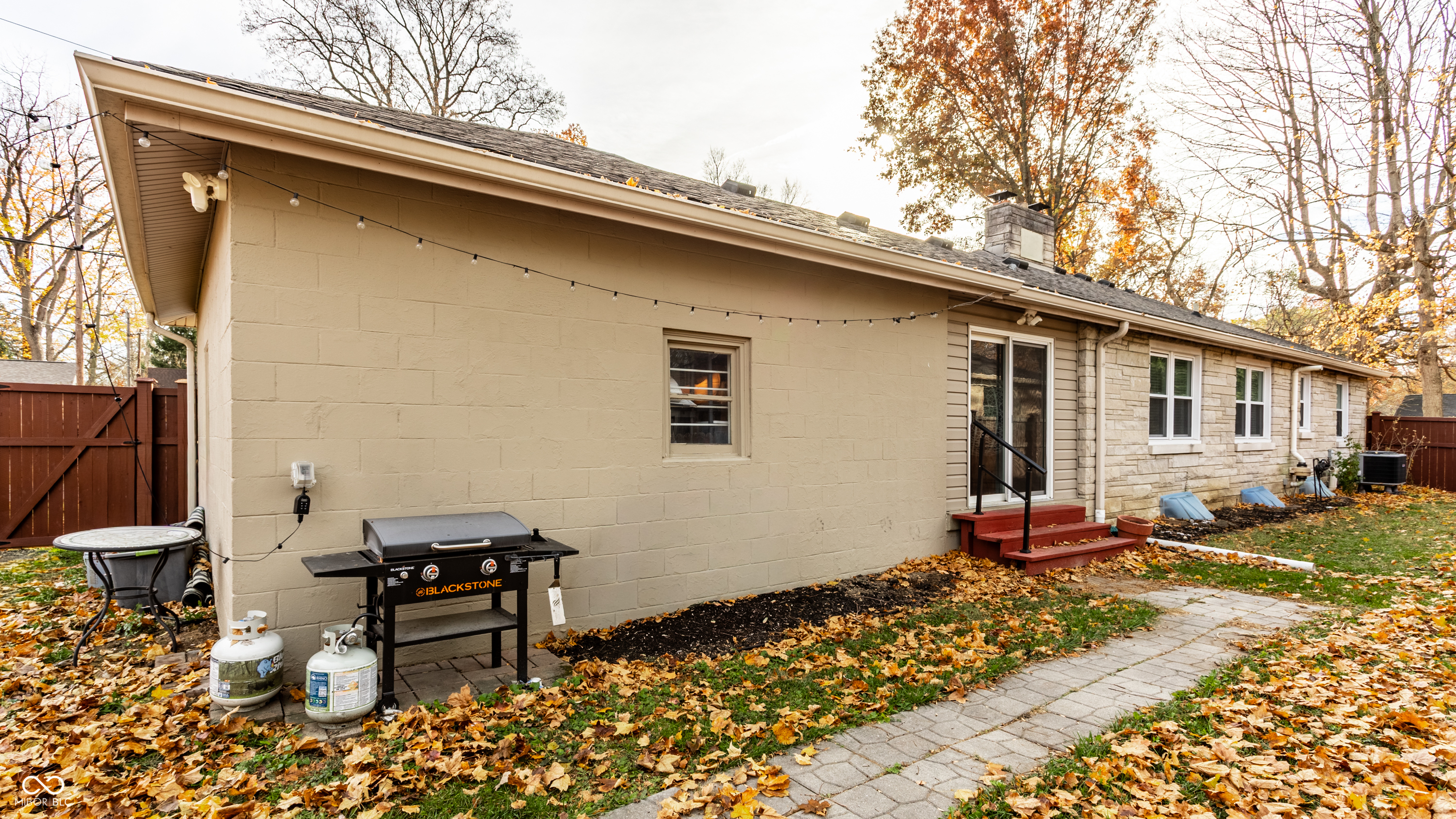 5704 Crestview Avenue