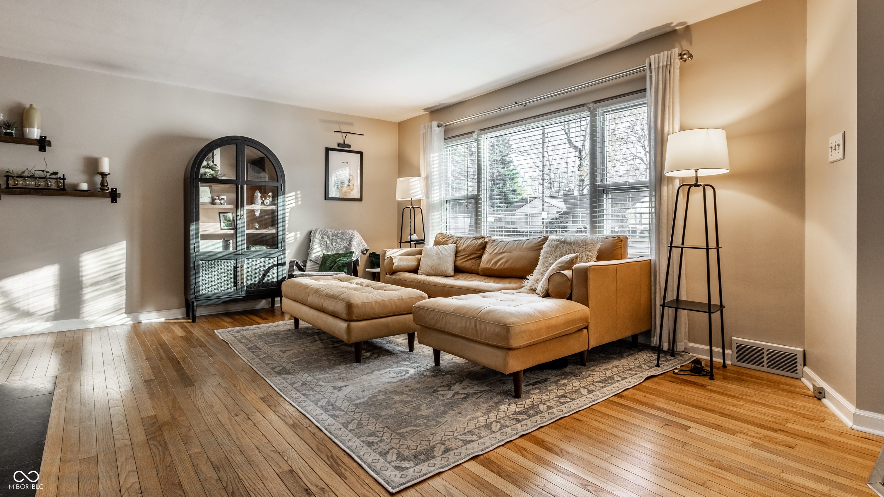 5704 Crestview Avenue