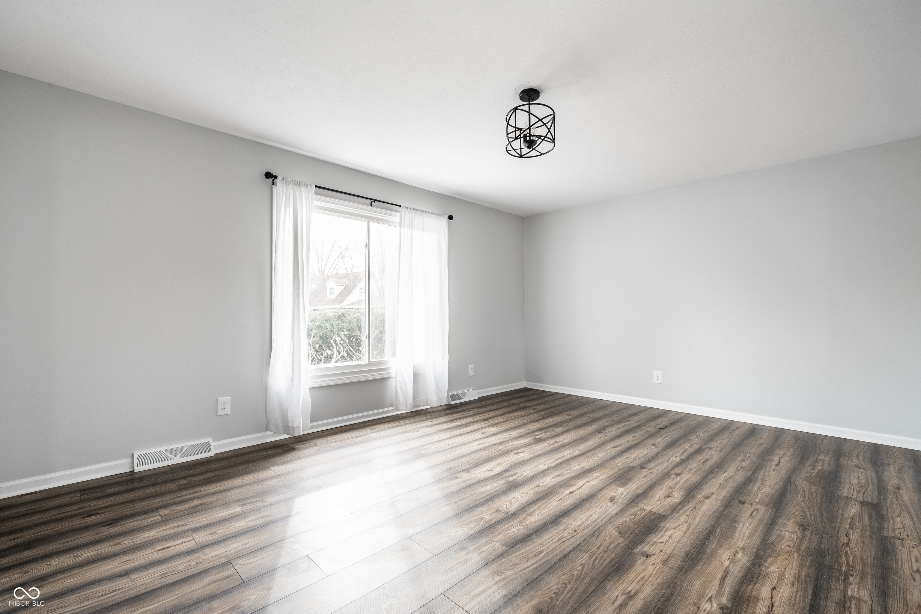 7014 Montroff Circle