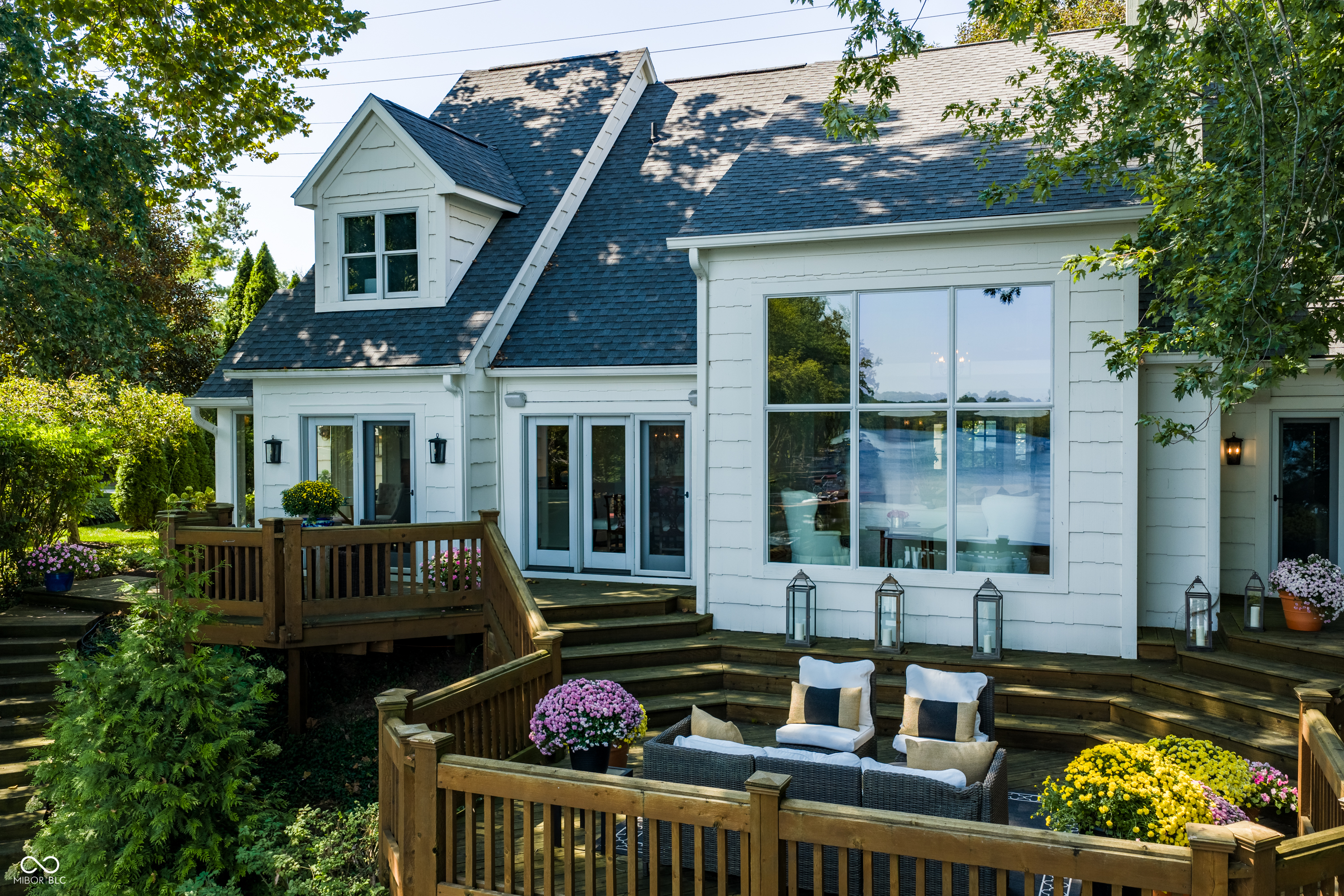 3264 Bay Road South Drive