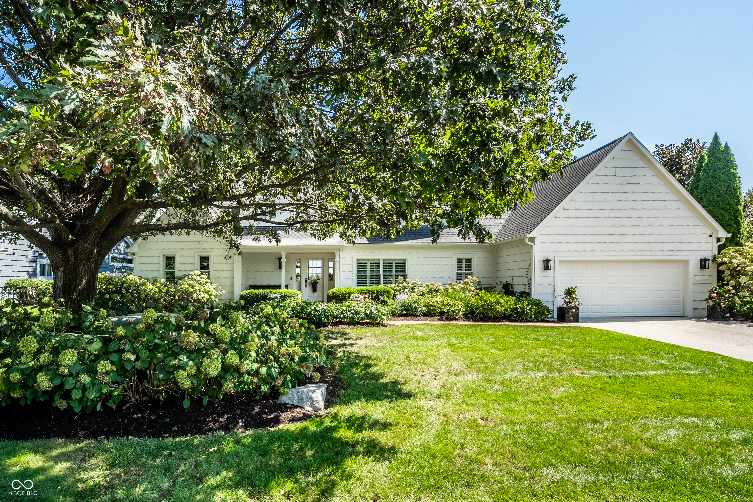 3264 Bay Road South Drive