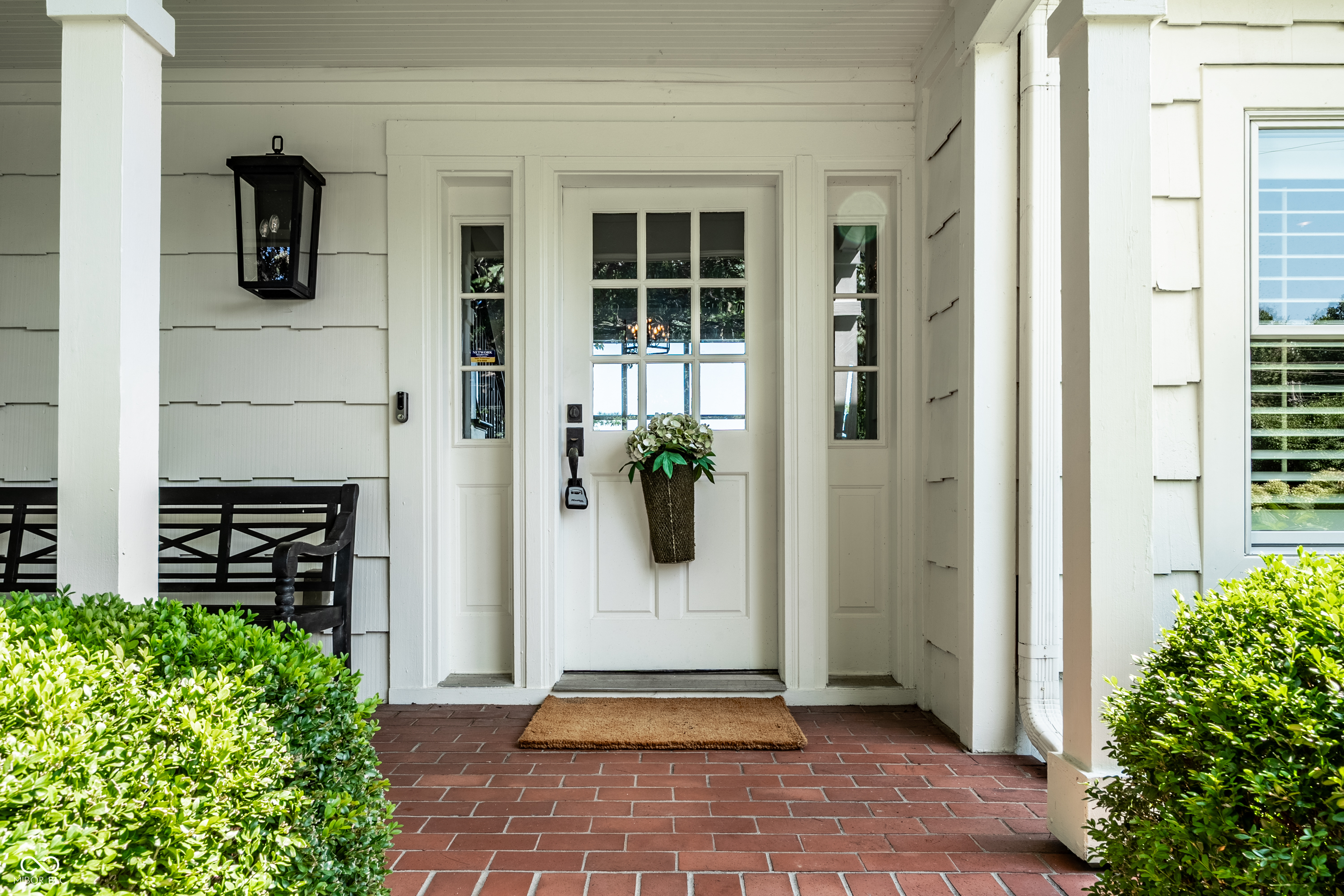 3264 Bay Road South Drive