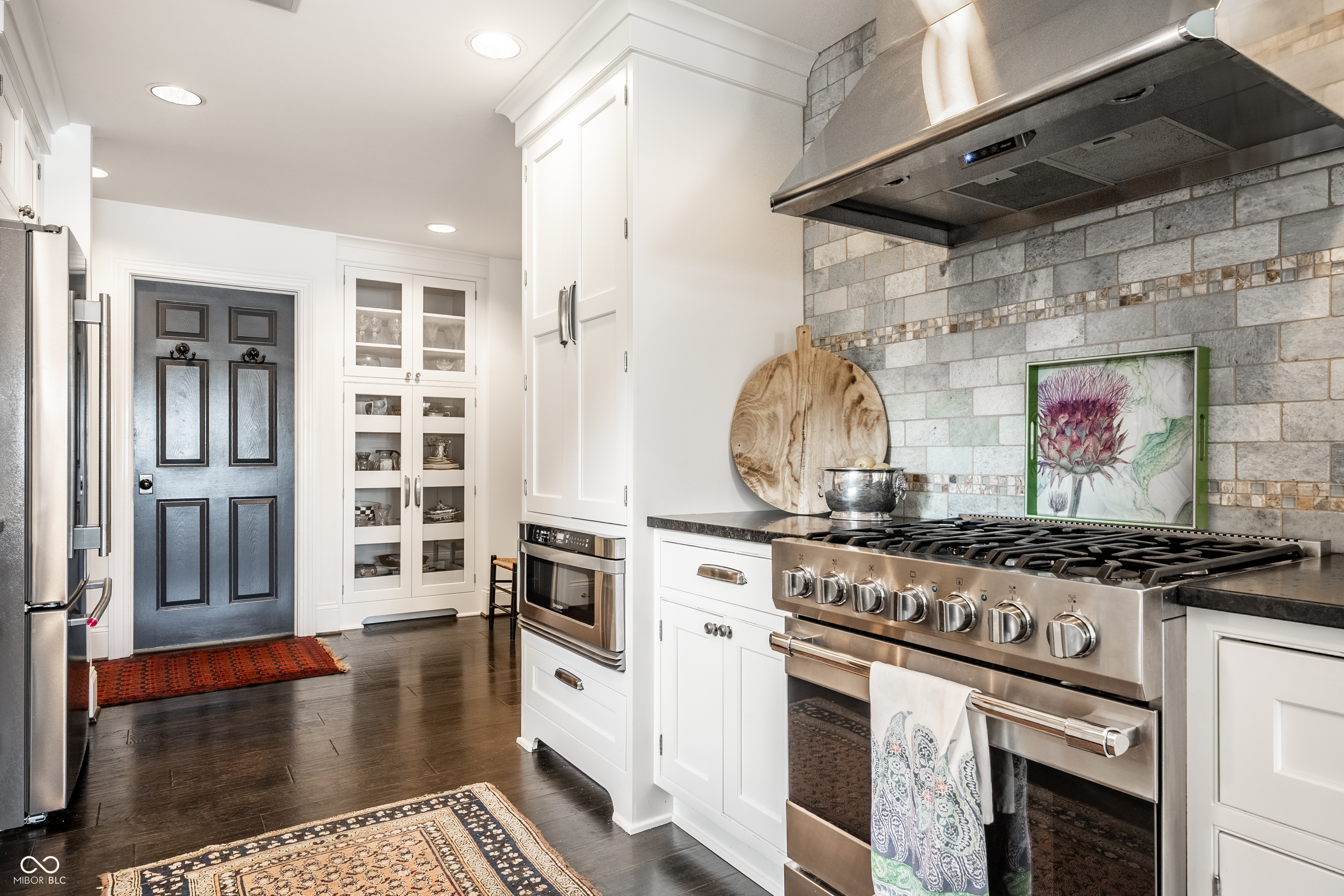3264 Bay Road South Drive