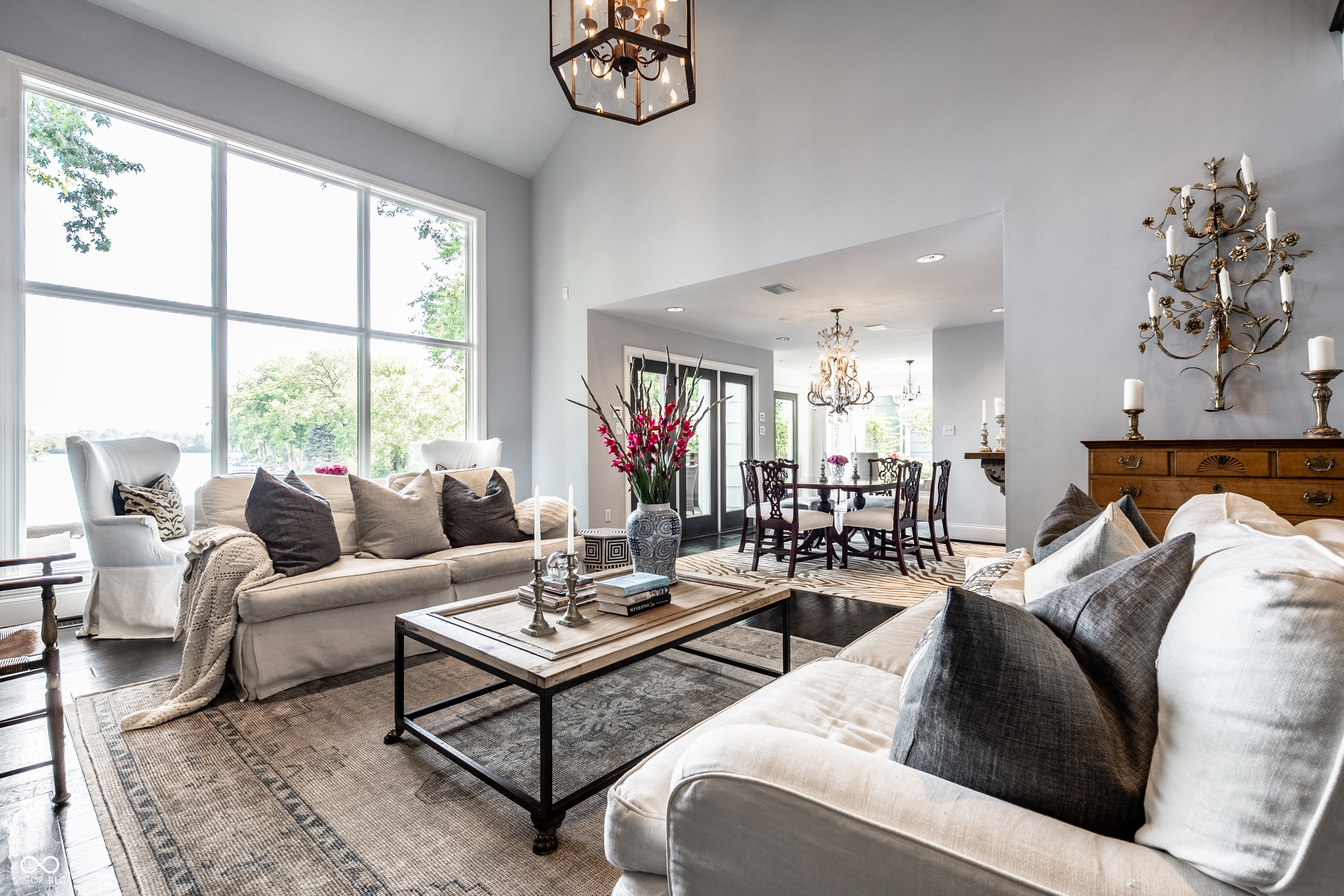 3264 Bay Road South Drive