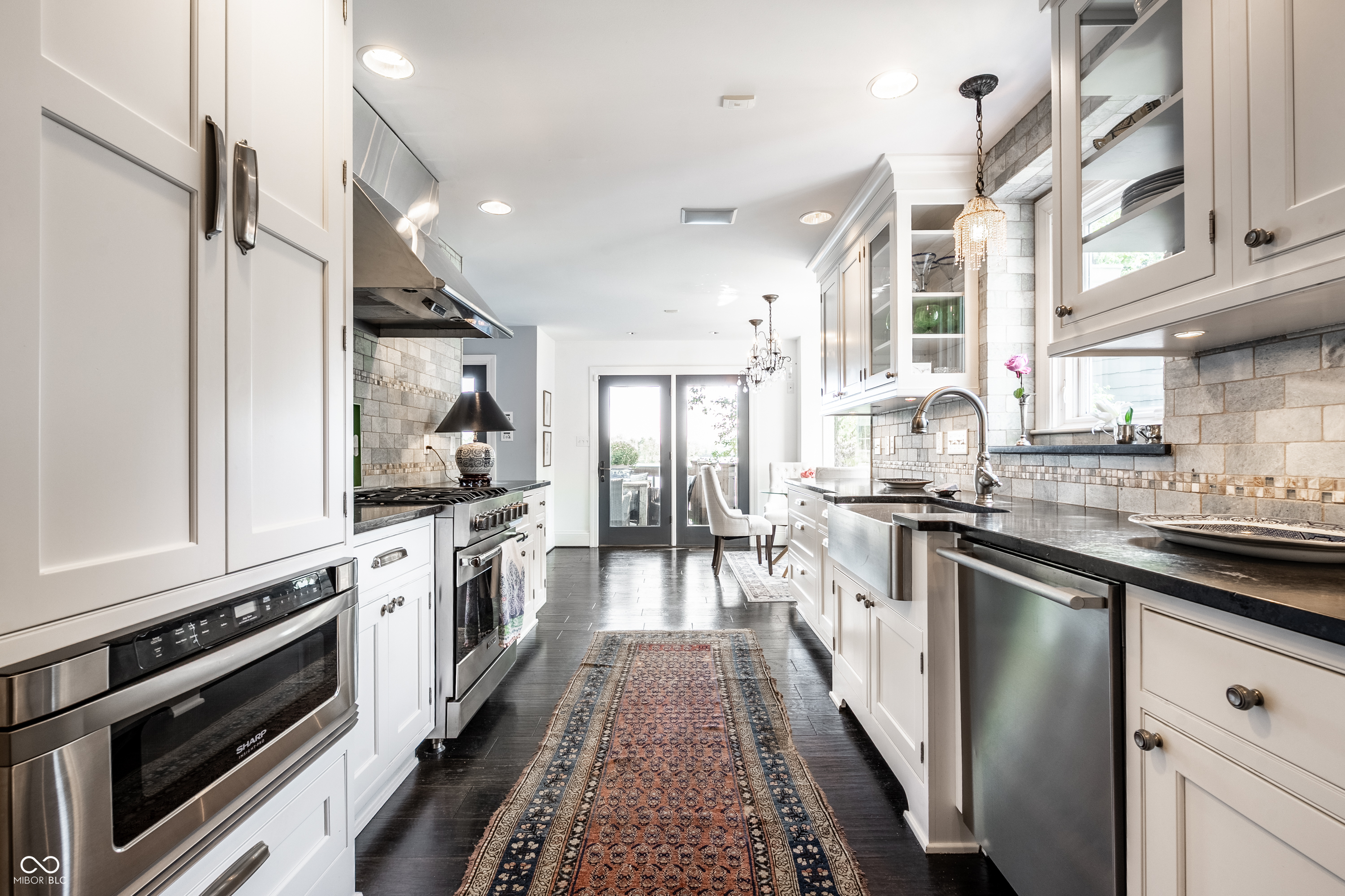 3264 Bay Road South Drive