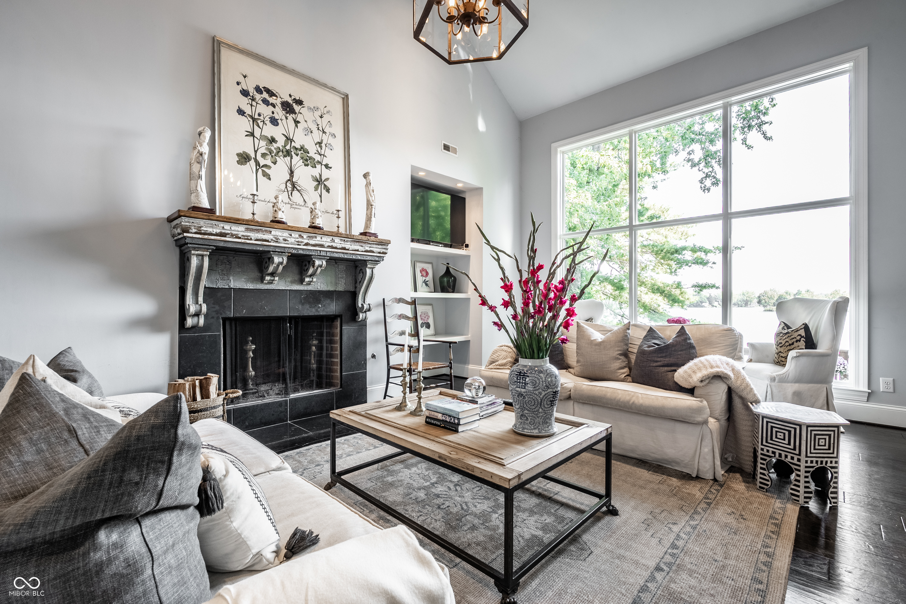 3264 Bay Road South Drive