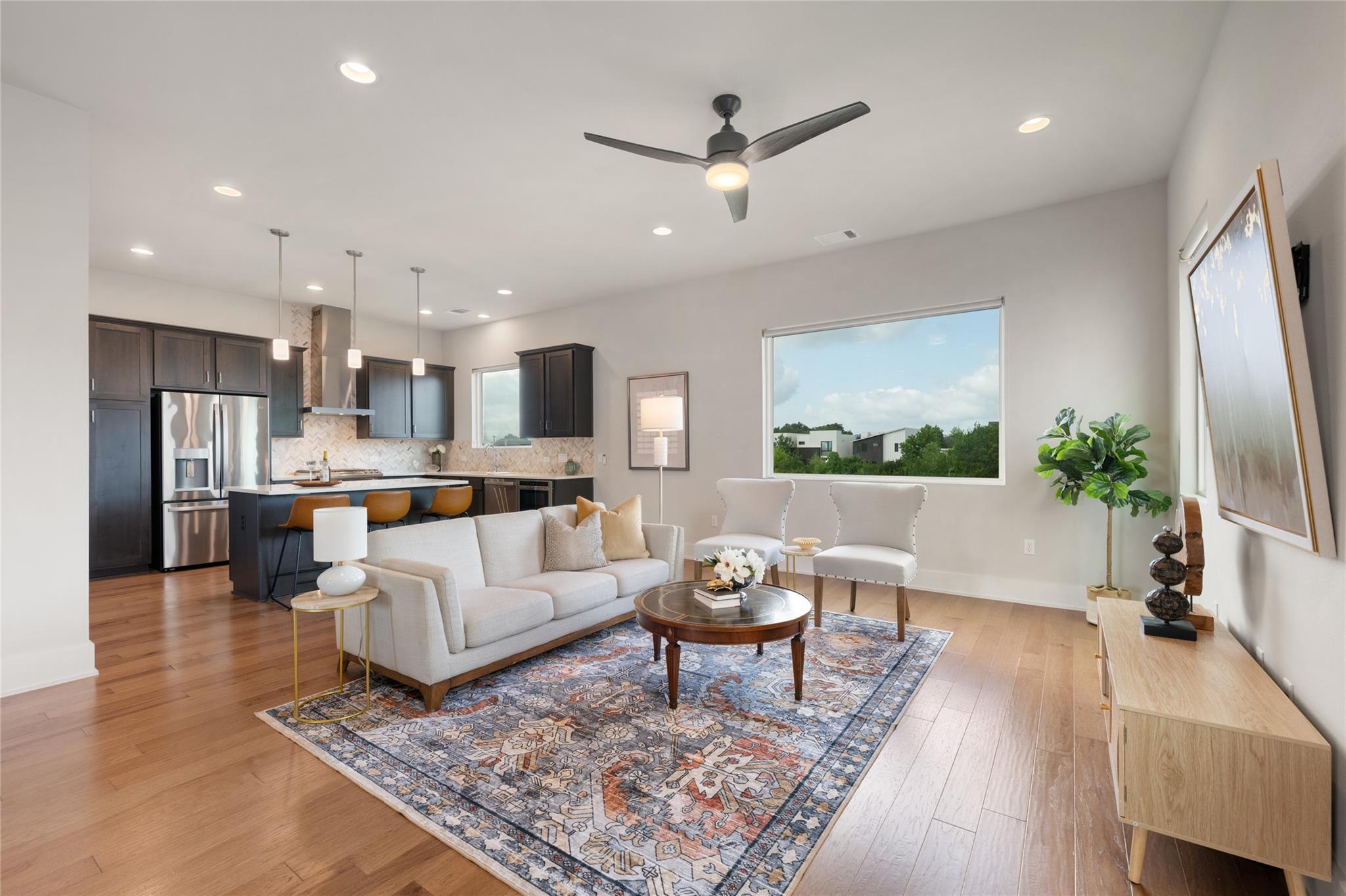 7913 Floracita LN
