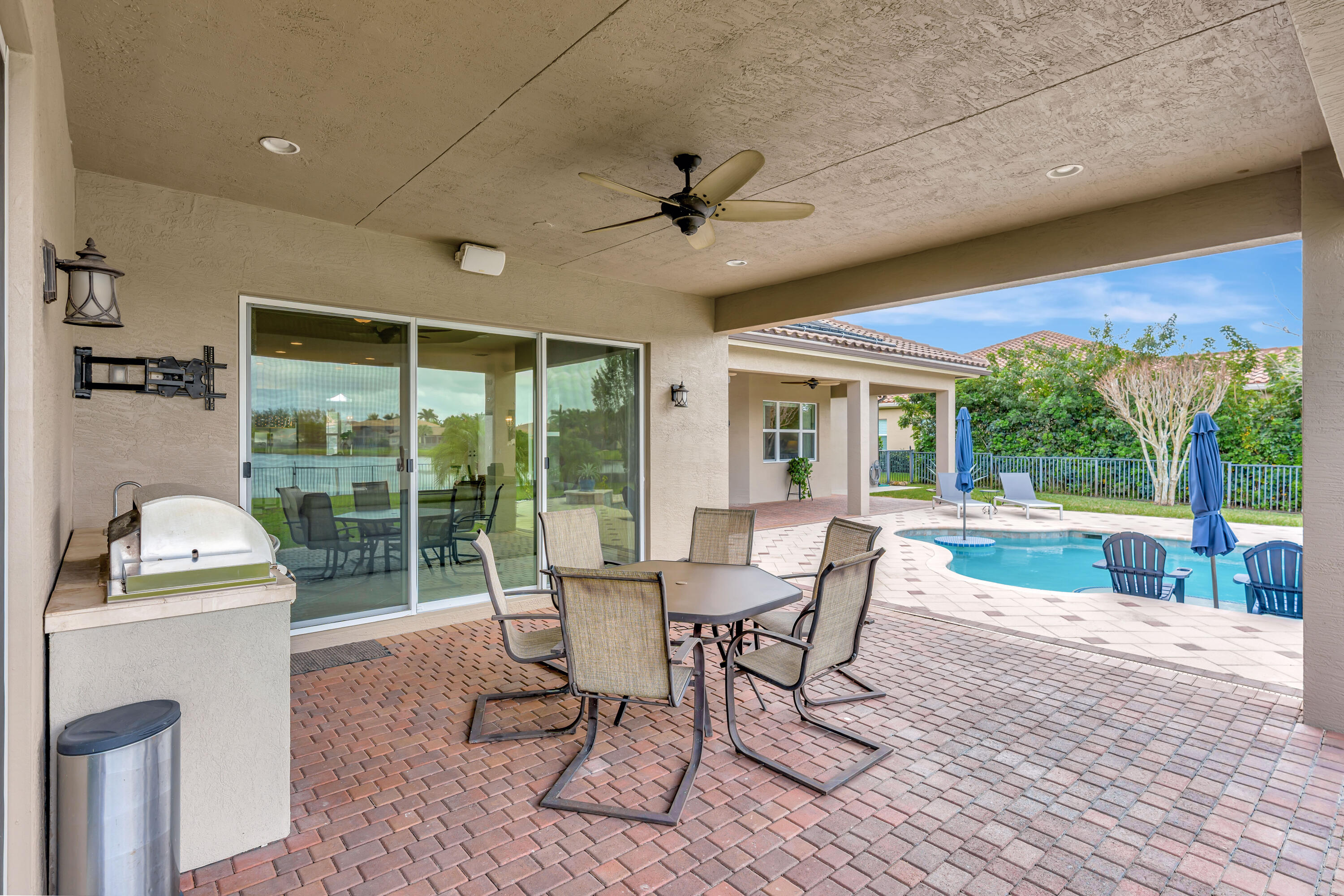 7787 Arbor Crest Way