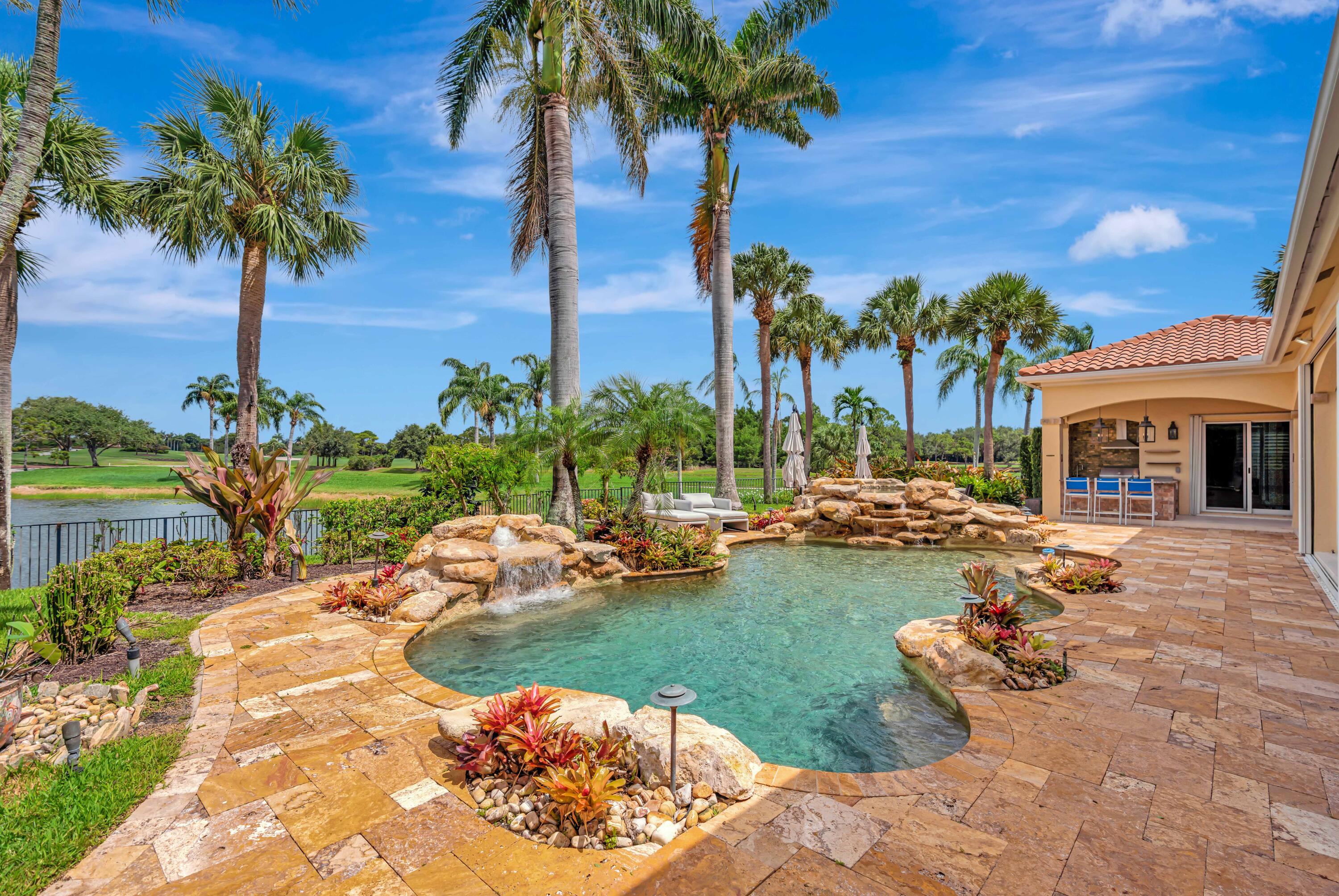 186 Golf Village Blvd