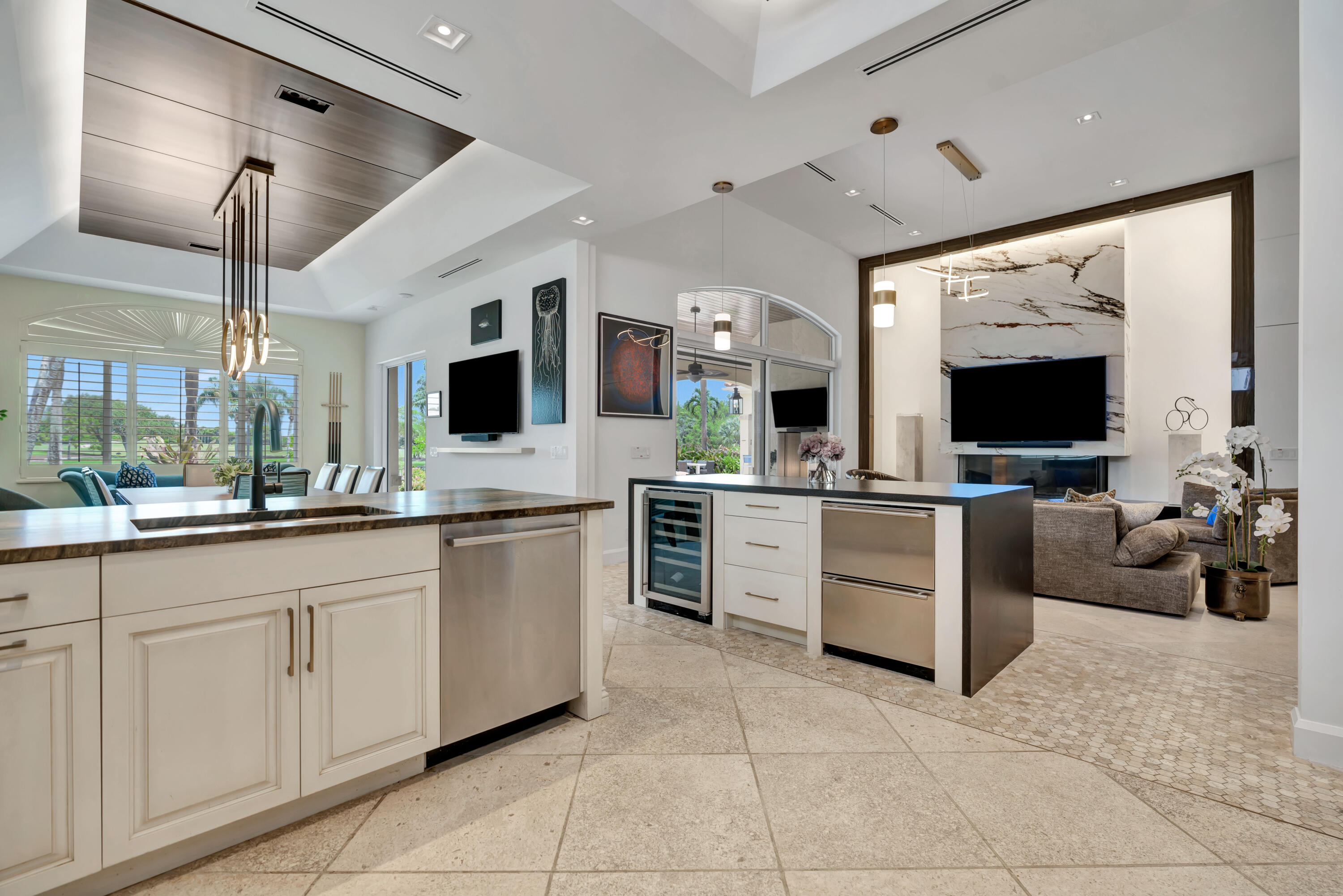 186 Golf Village Blvd