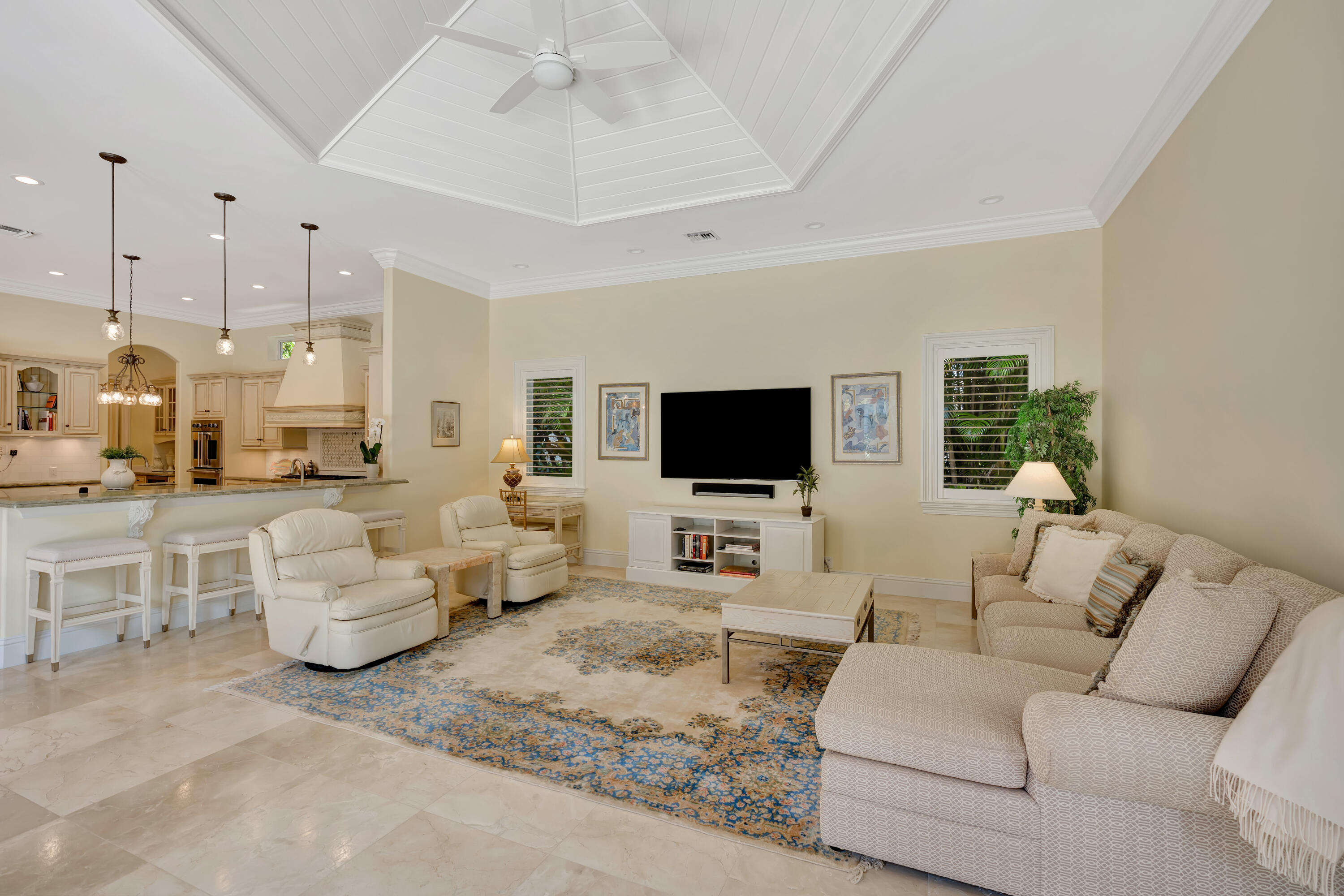 469 Mariner Dr