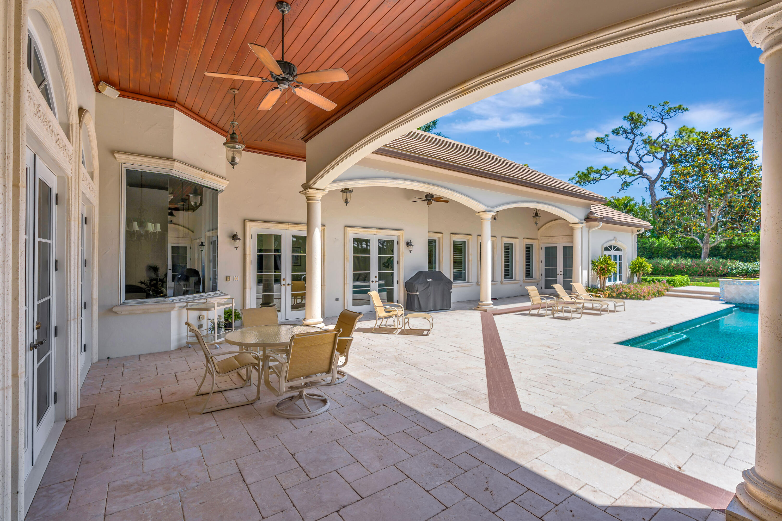 469 Mariner Dr