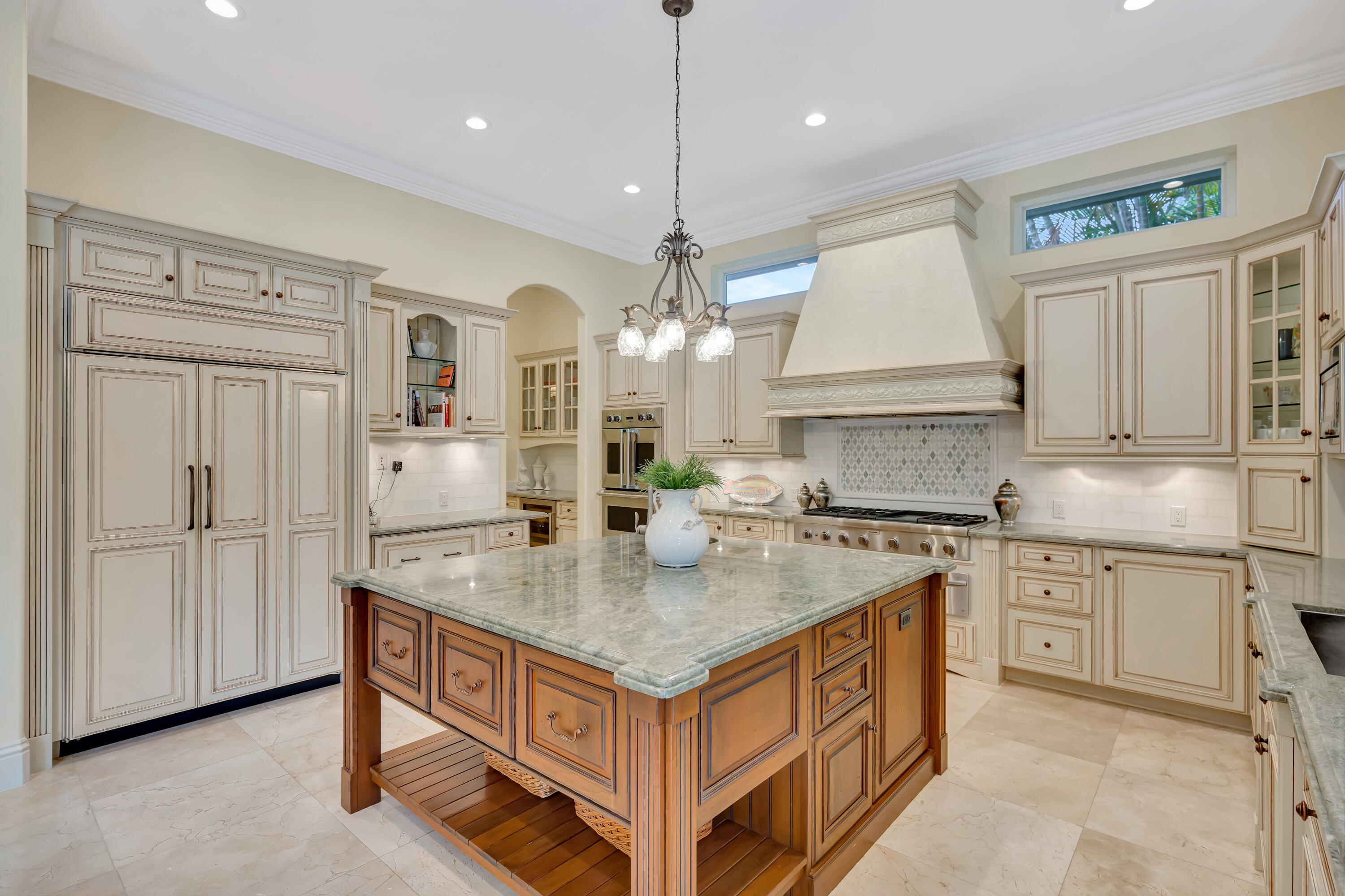 469 Mariner Dr