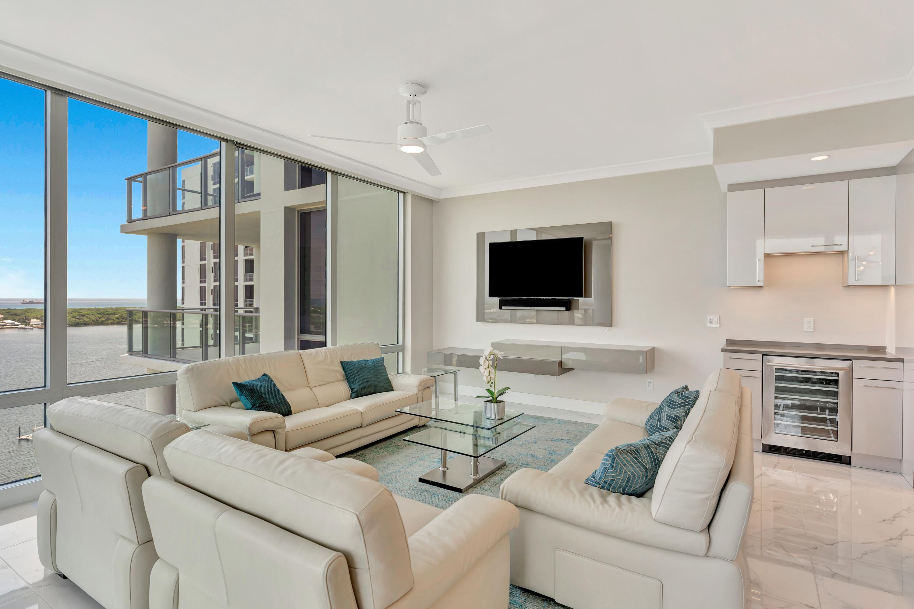 1 Water Club Way 1701