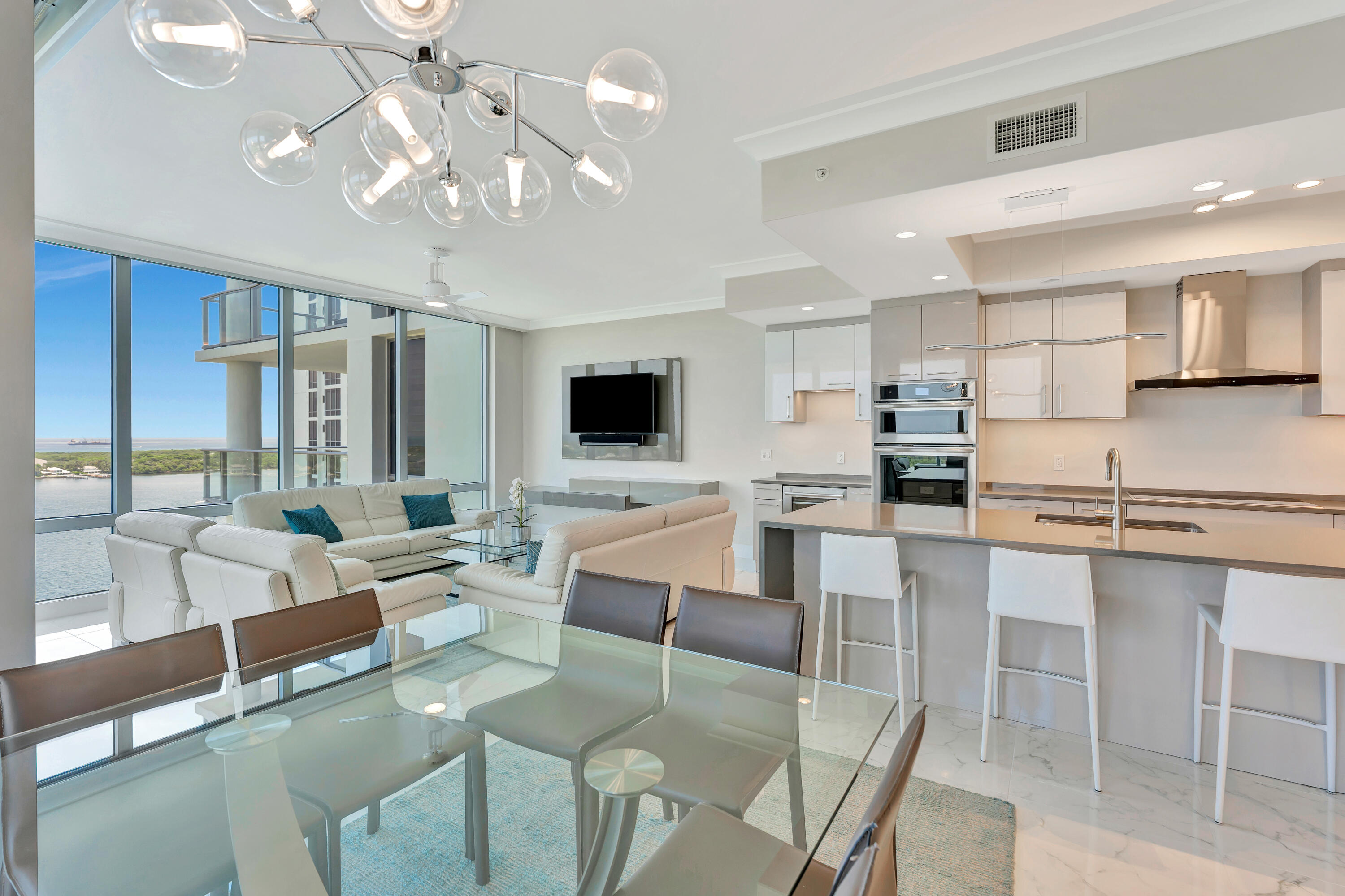 1 Water Club Way 1701