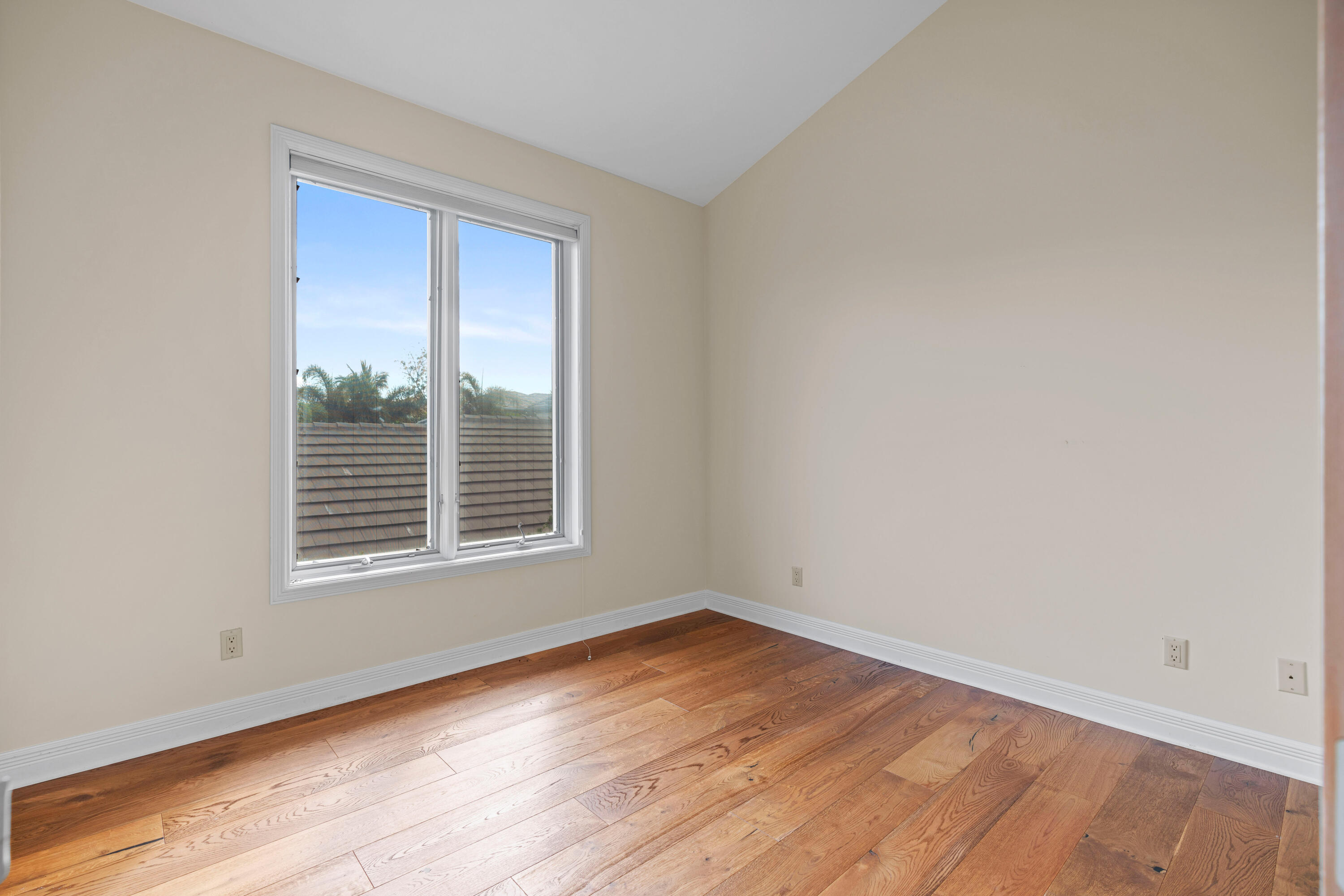 371 Eagle Dr