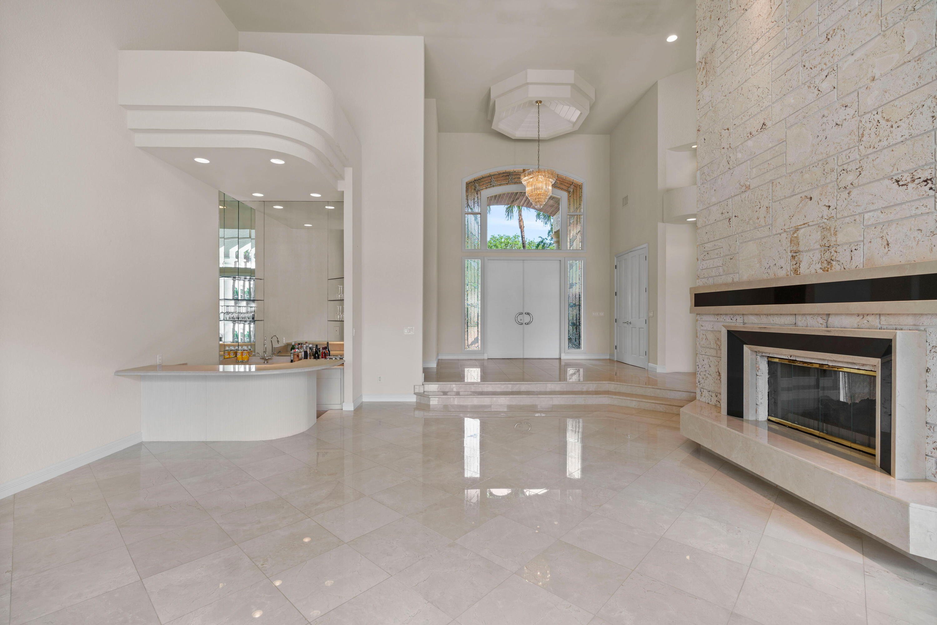 371 Eagle Dr