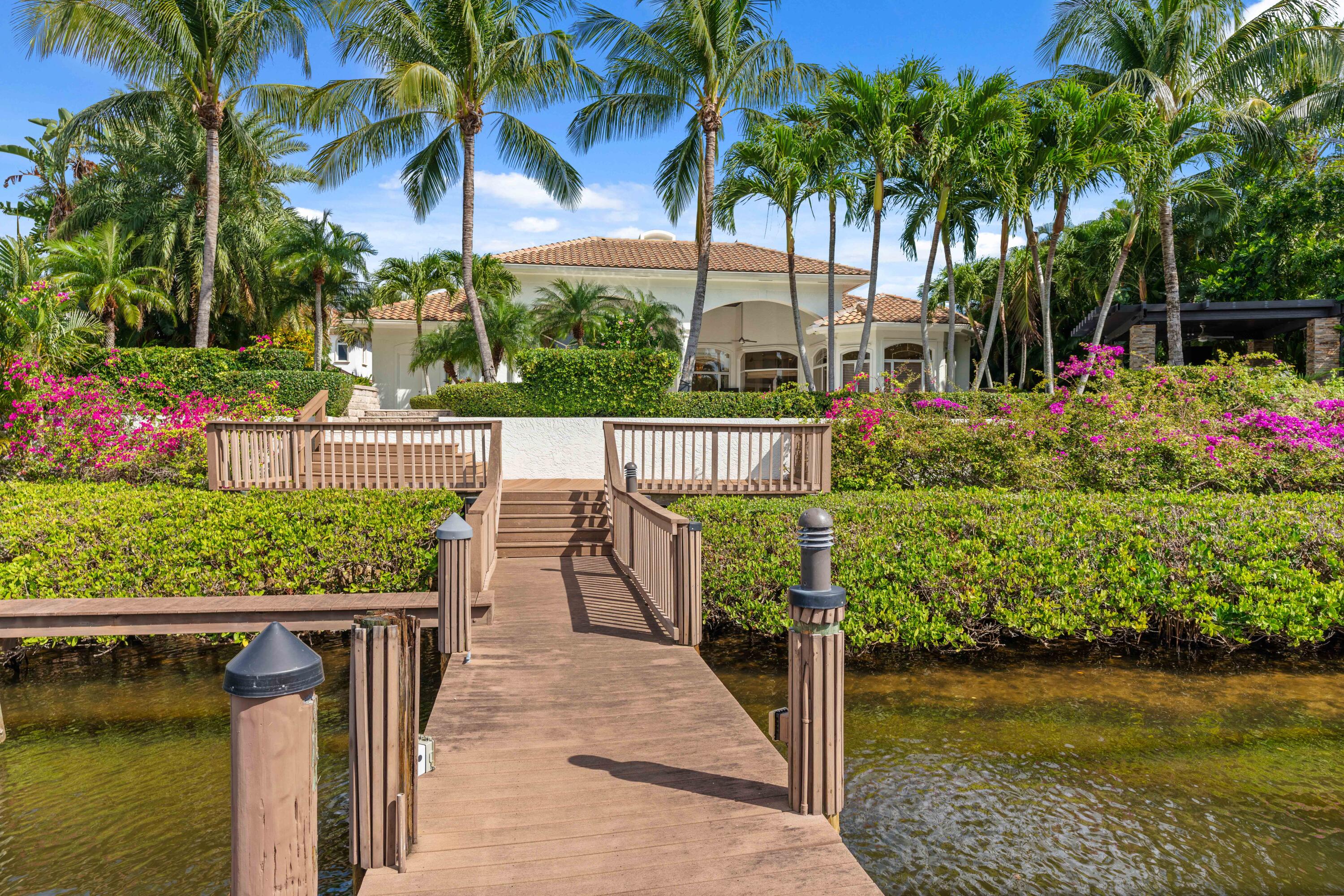 371 Eagle Dr