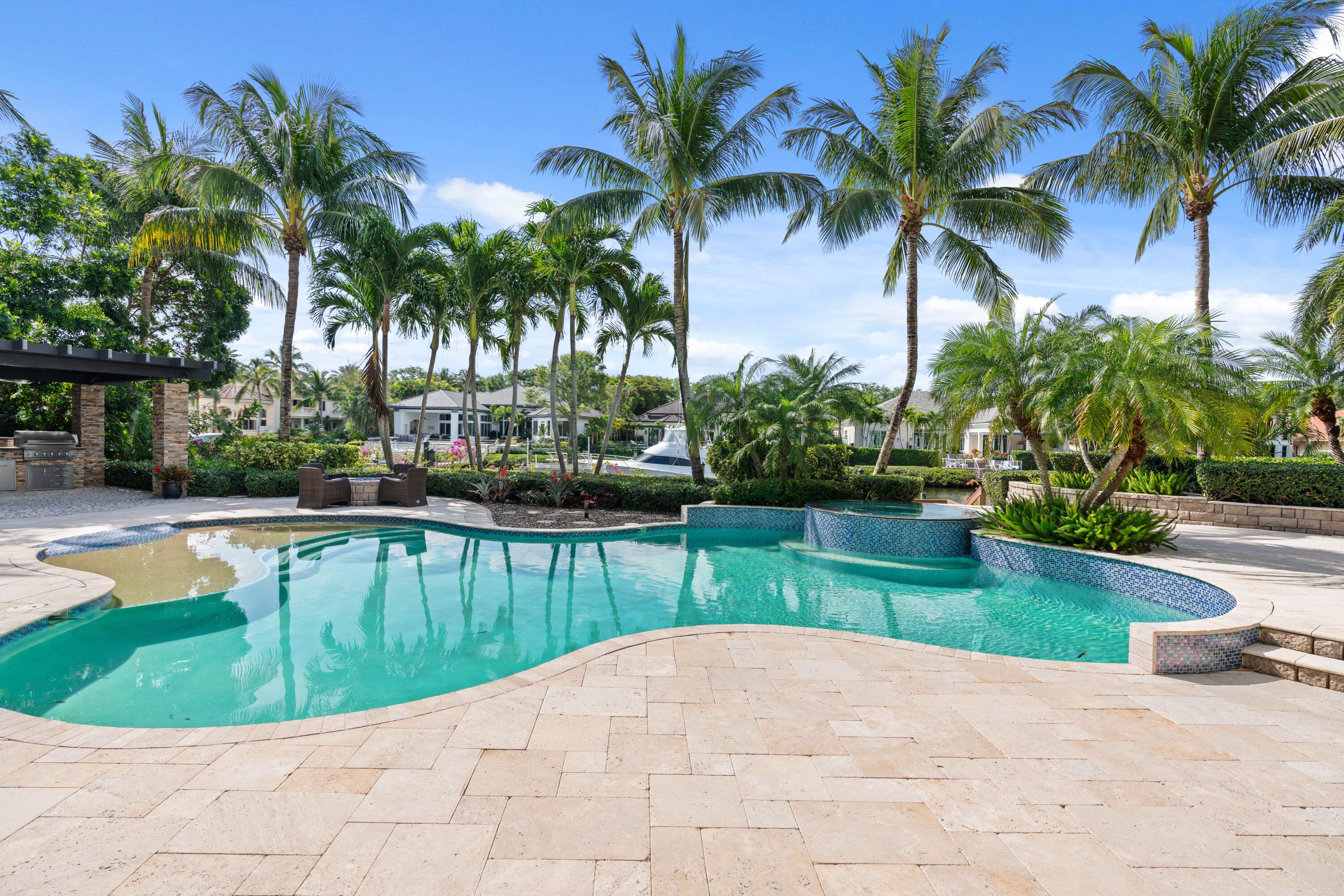 371 Eagle Dr