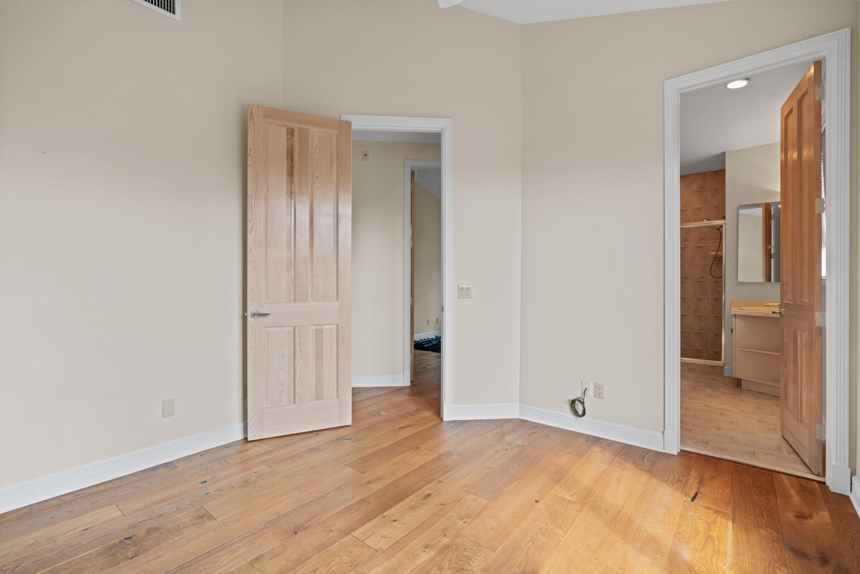 371 Eagle Dr