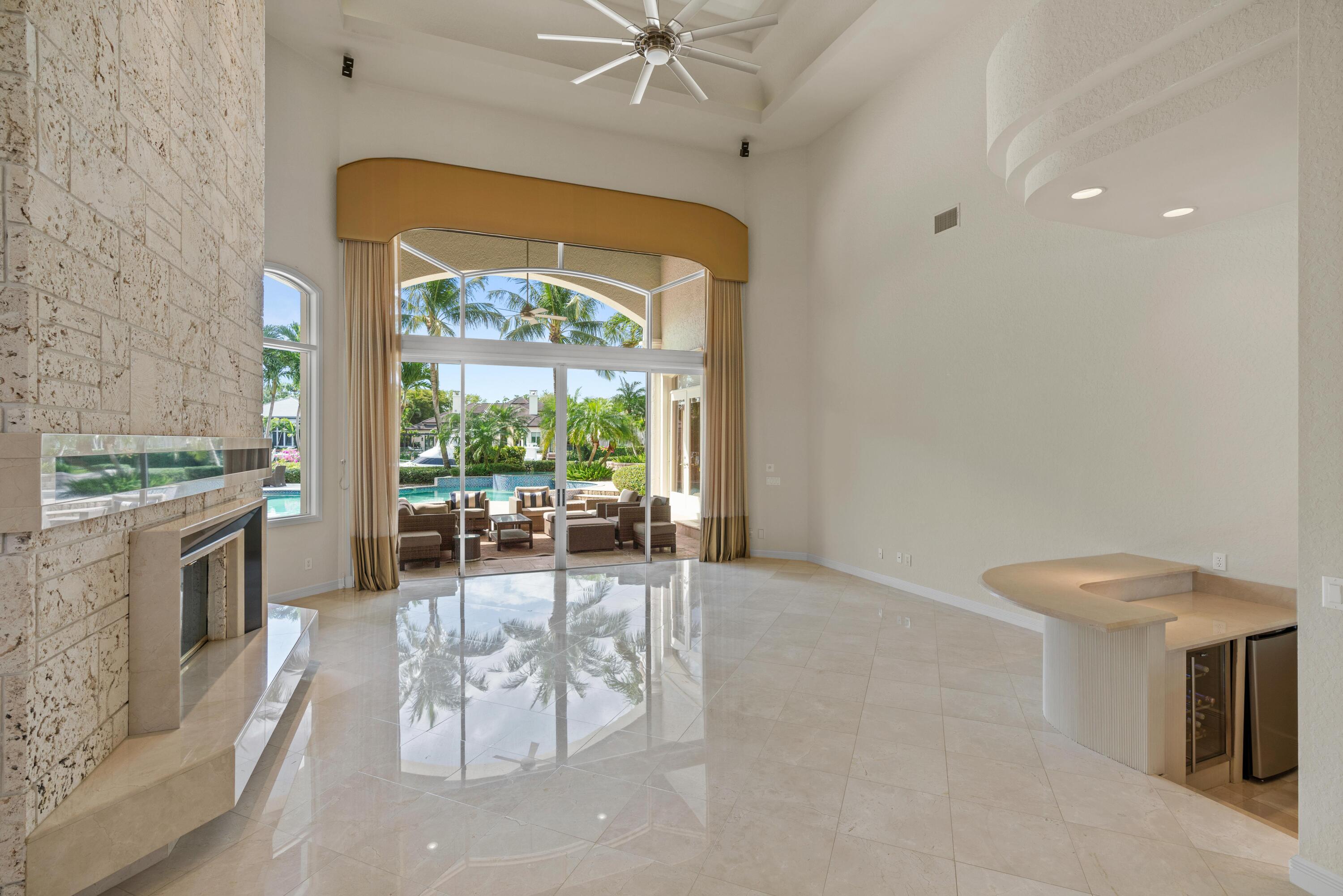371 Eagle Dr