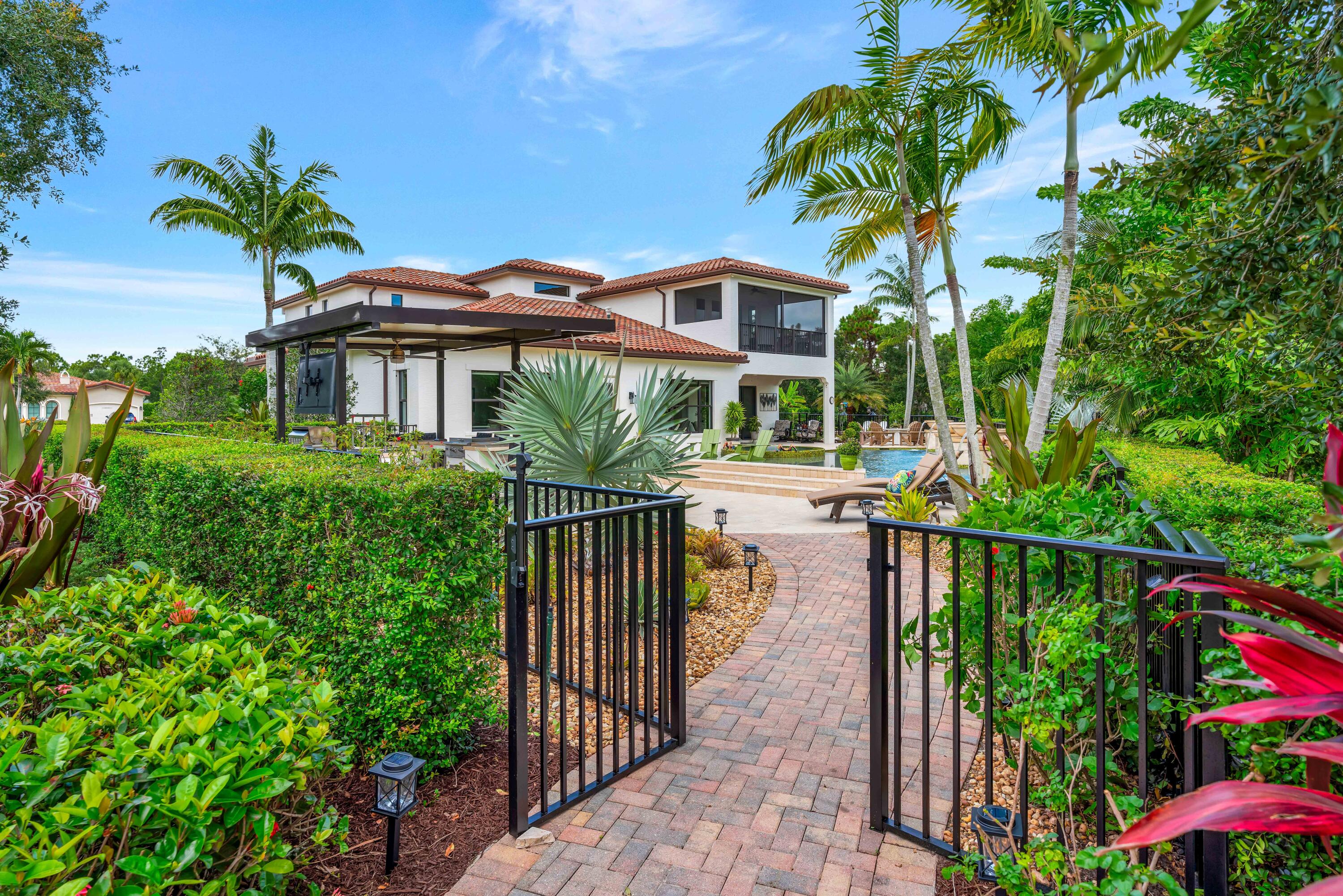 19259 SE Hidden Bridge Ct