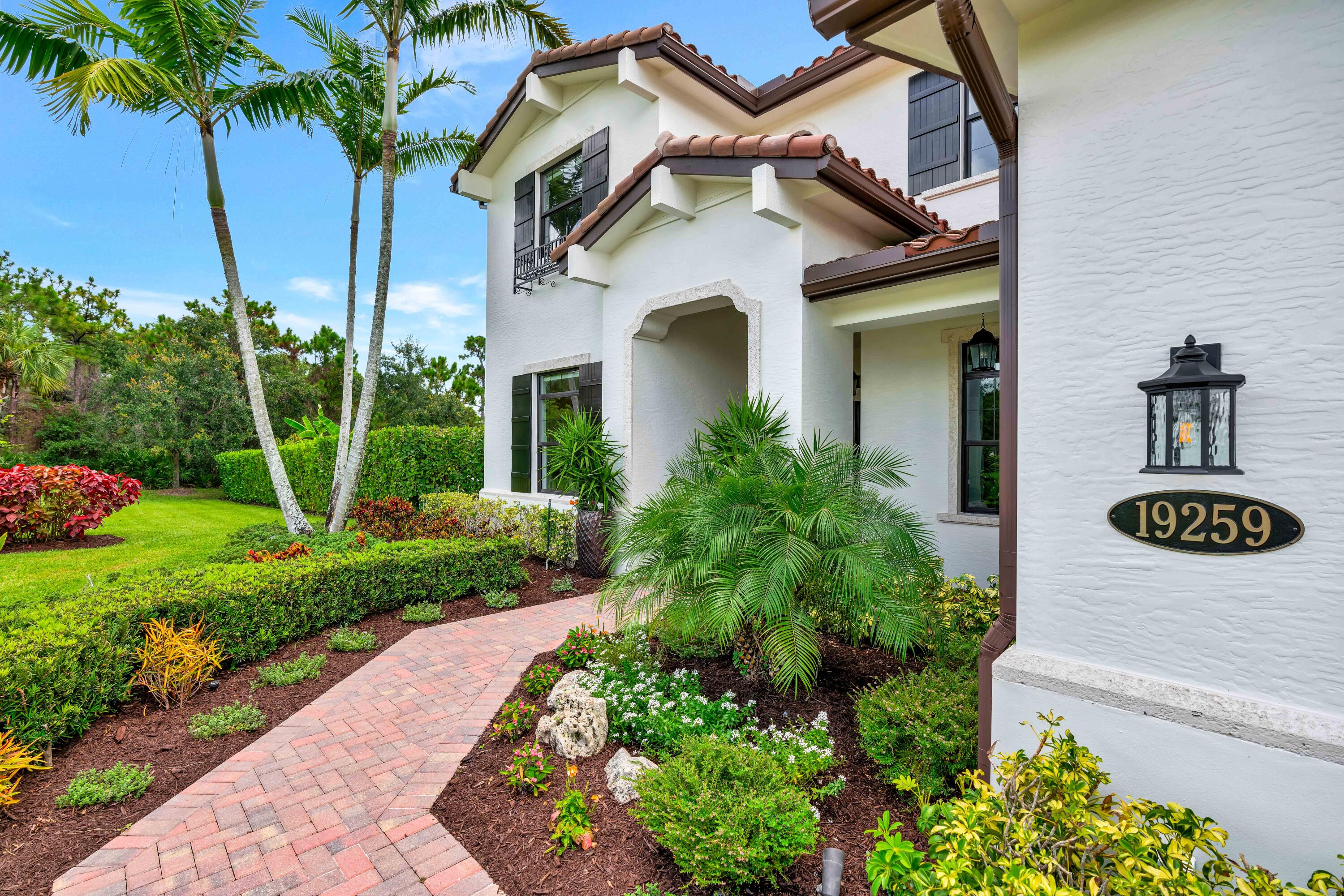 19259 SE Hidden Bridge Ct