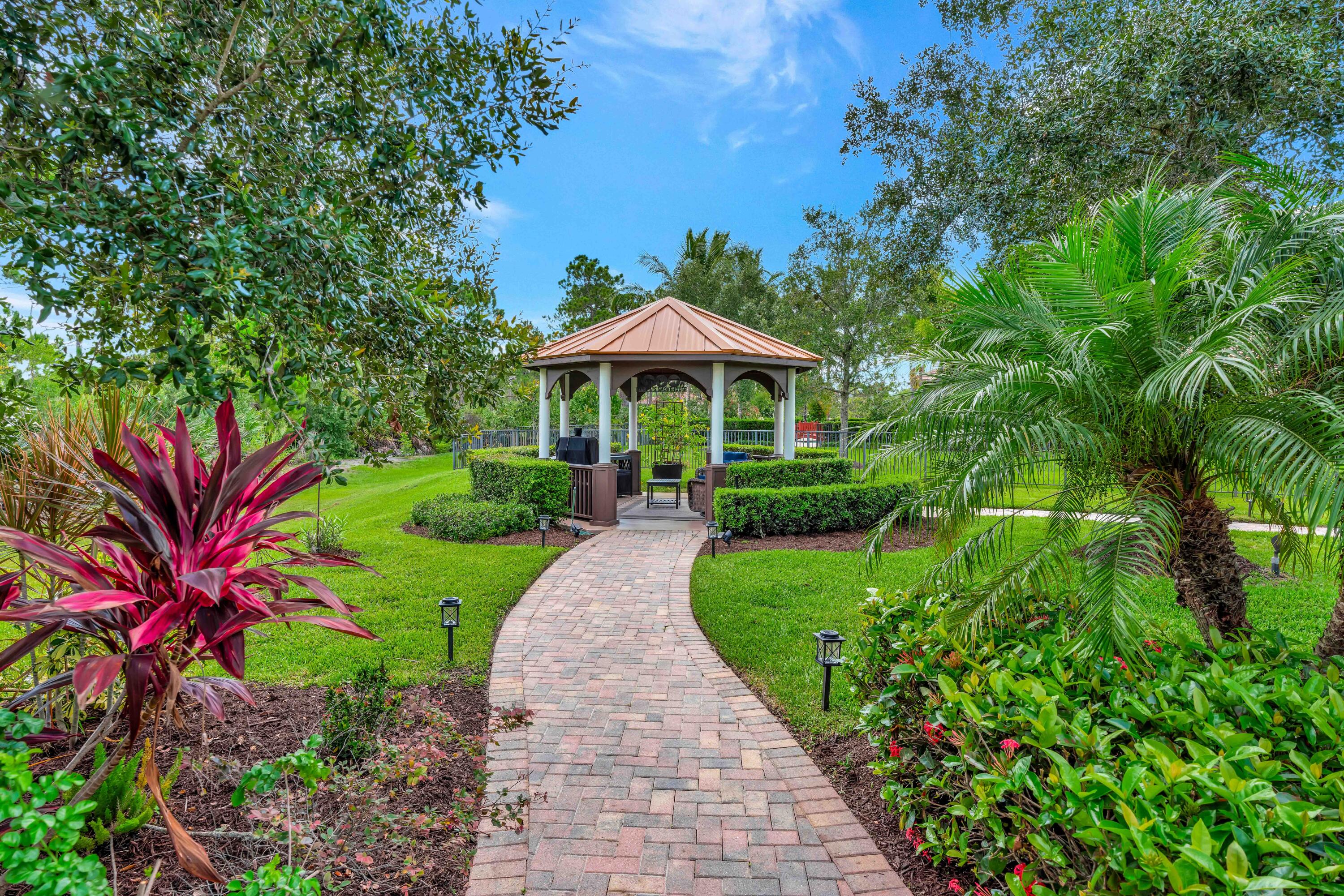 19259 SE Hidden Bridge Ct