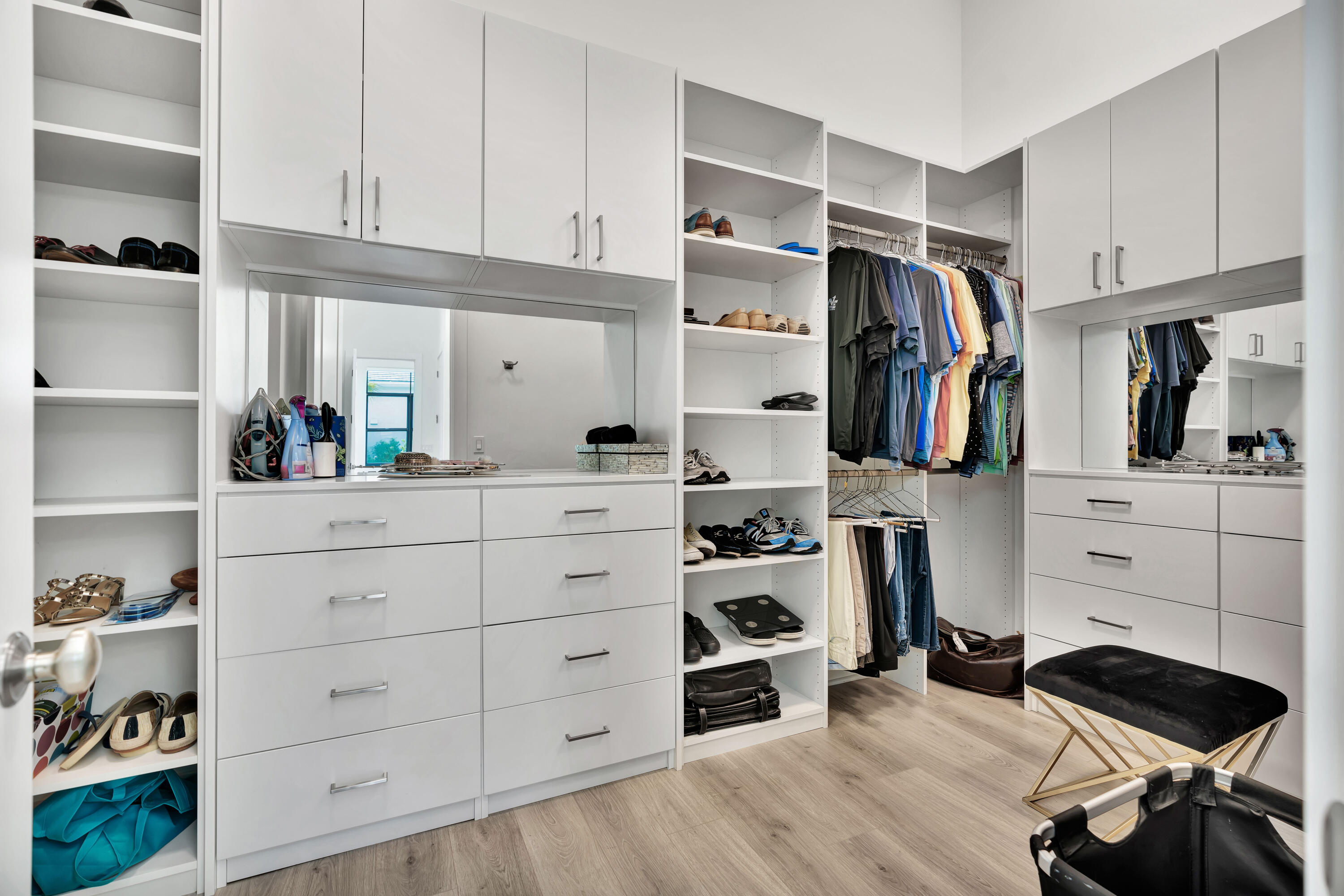 13186 Faberge Pl